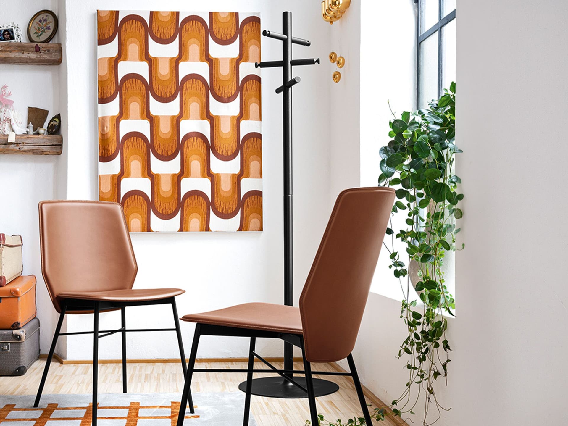 Connubia
APP
Beech coat stand — 4