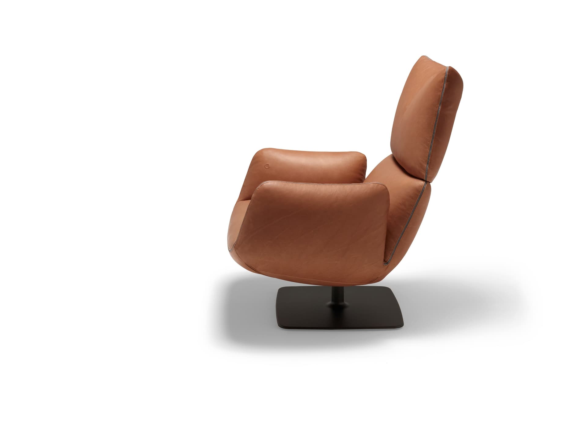 COR
JALIS LOUNGE
Swivel armchair — 3