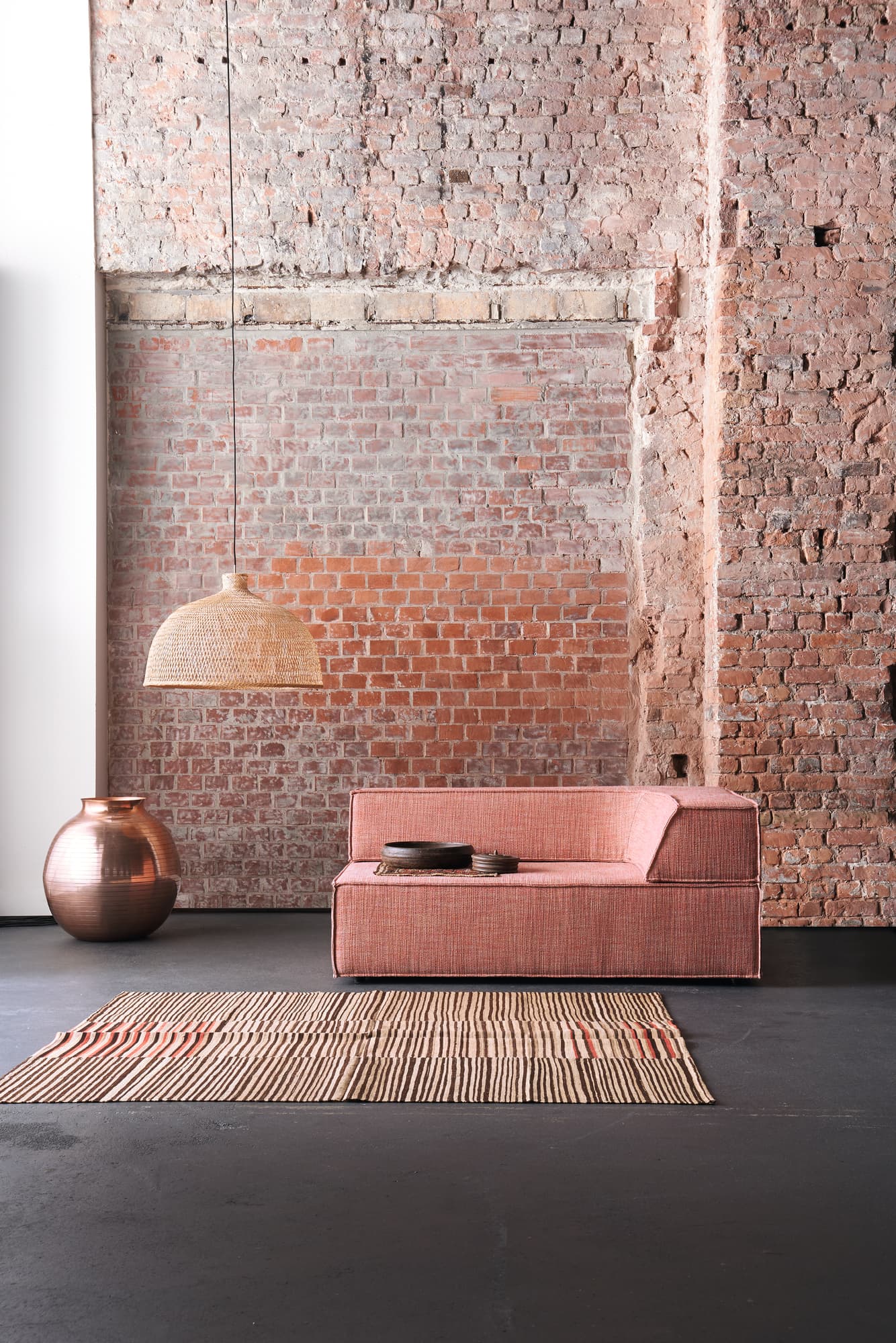 COR
TRIO
Corner fabric armchair — 3