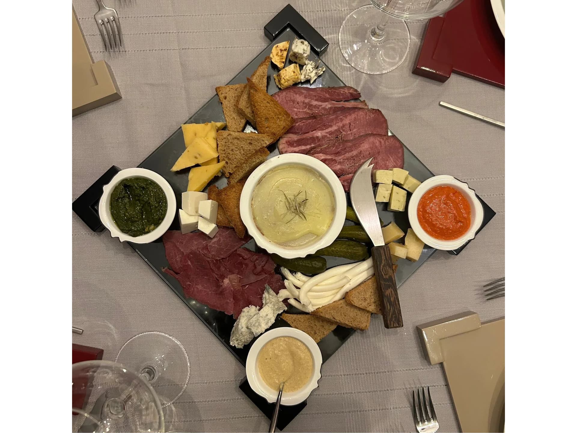 CREANDE
DE STIJL
Tray / plate — 1