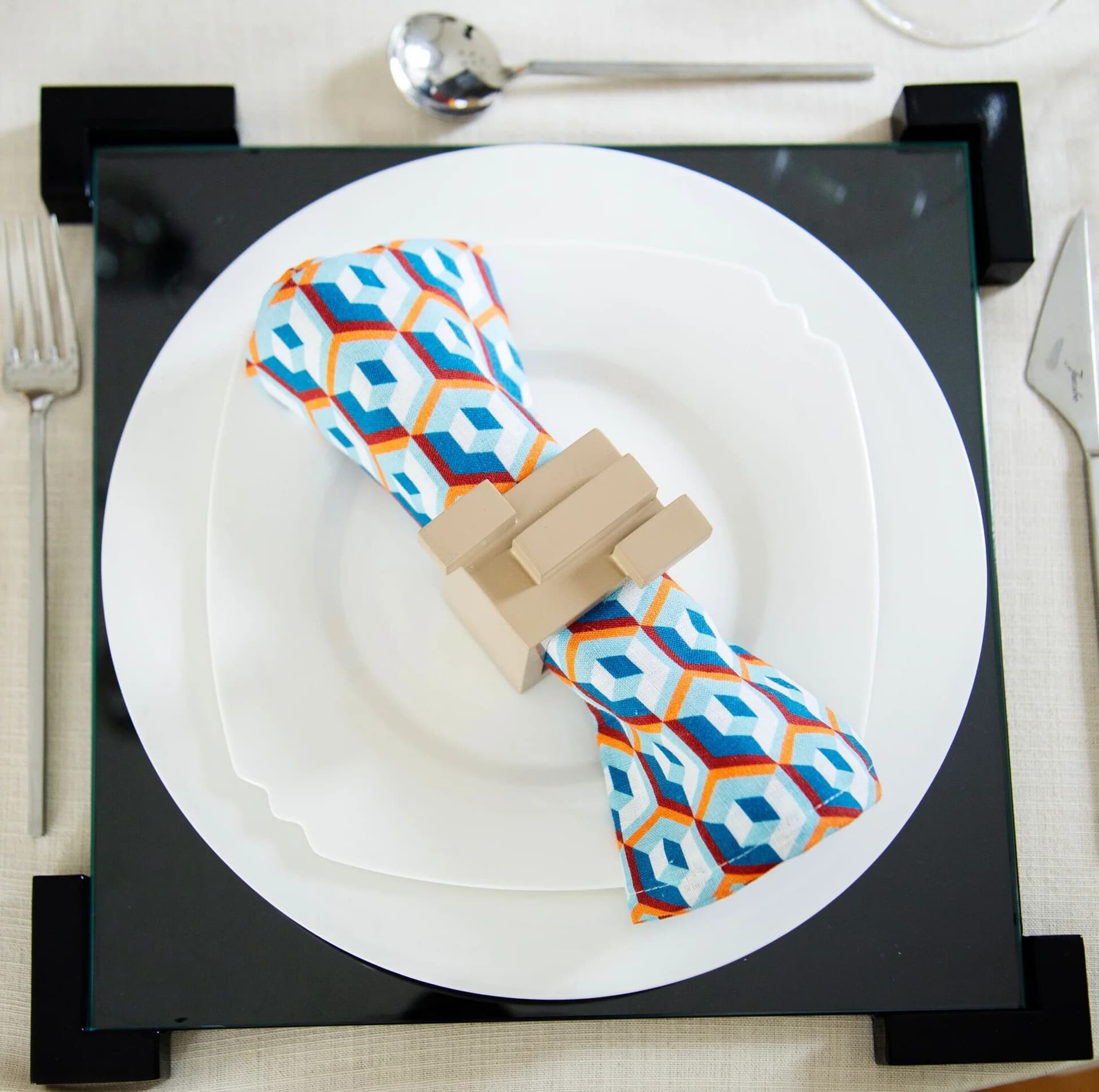 CREANDE
DE STIJL
Tray / plate — 3