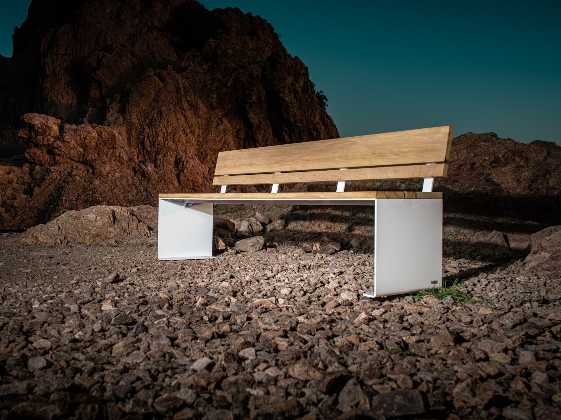 CYRIA
PYSA
Bench with back — 1