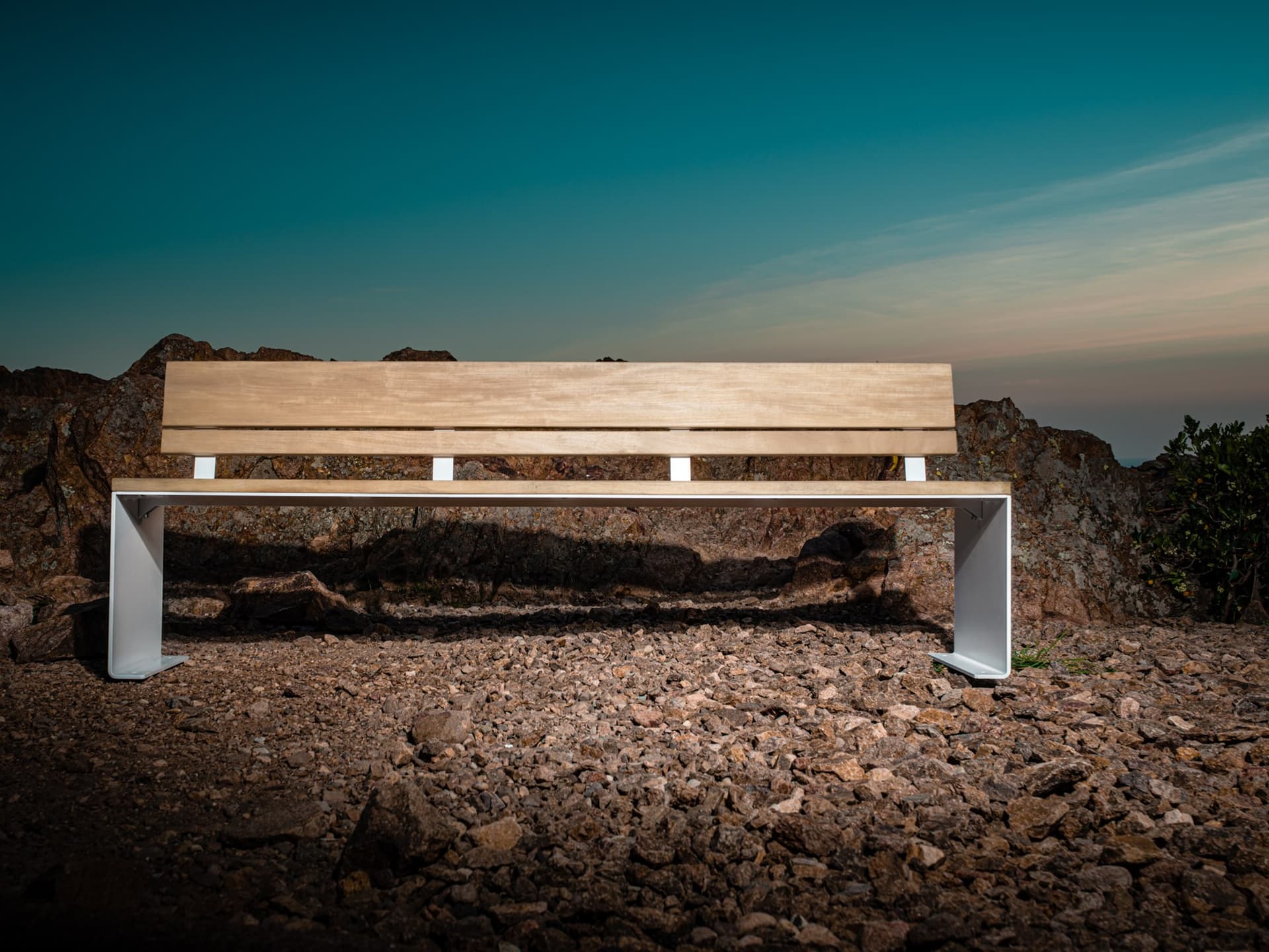 CYRIA
PYSA
Bench with back — 2