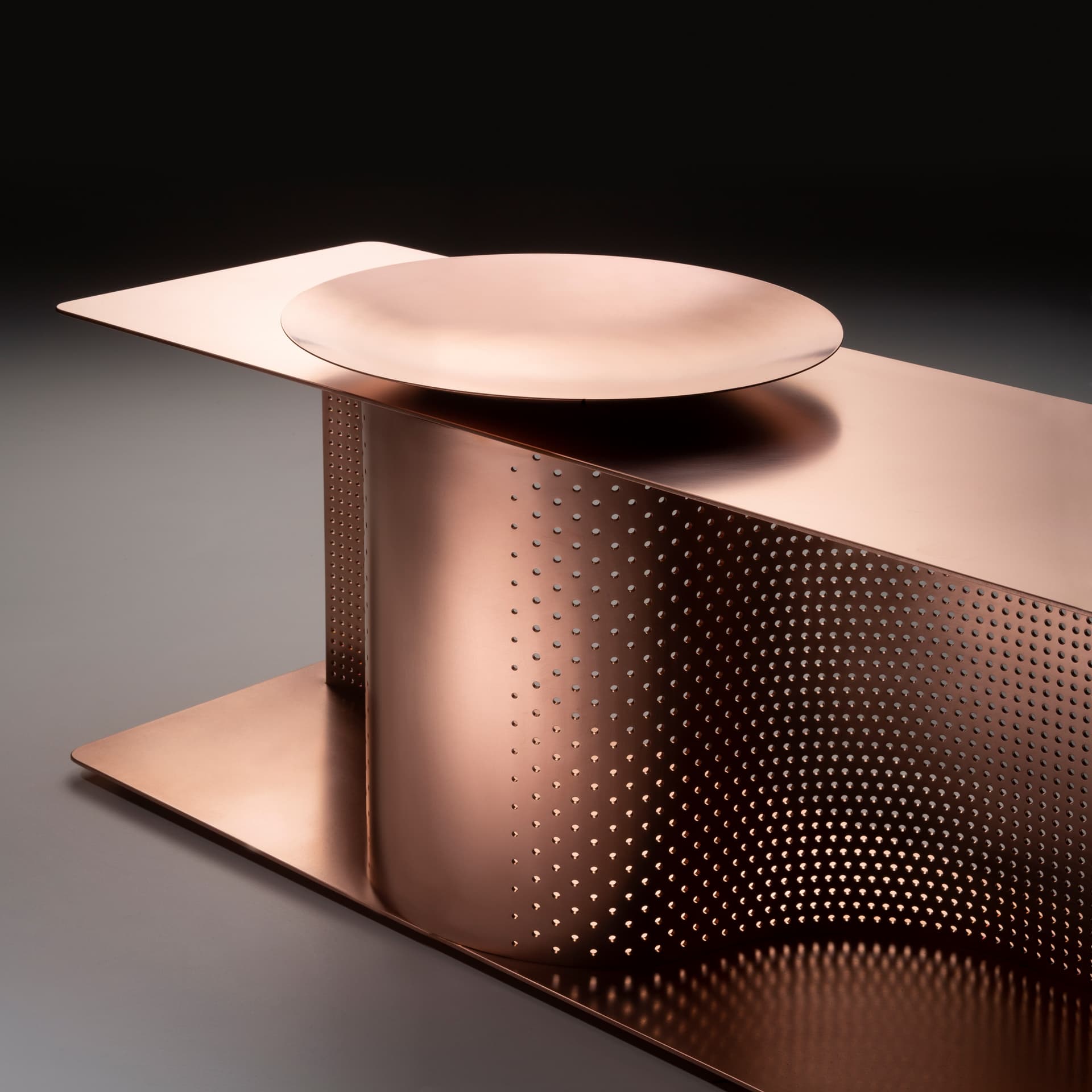 DE CASTELLI
WAVE
Copper bench — 4