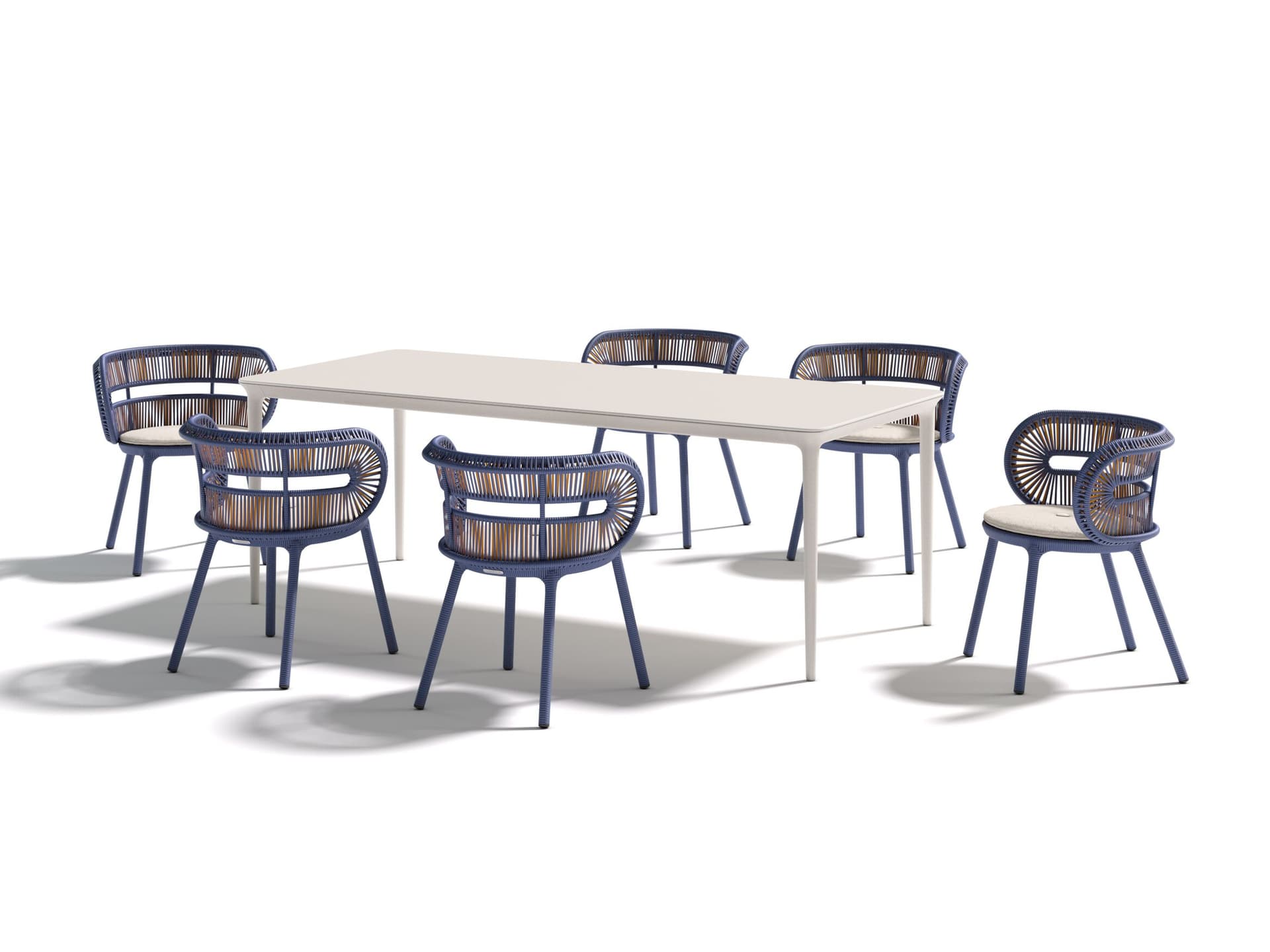 DEDON
CIRQL NU
Armchair — 4
