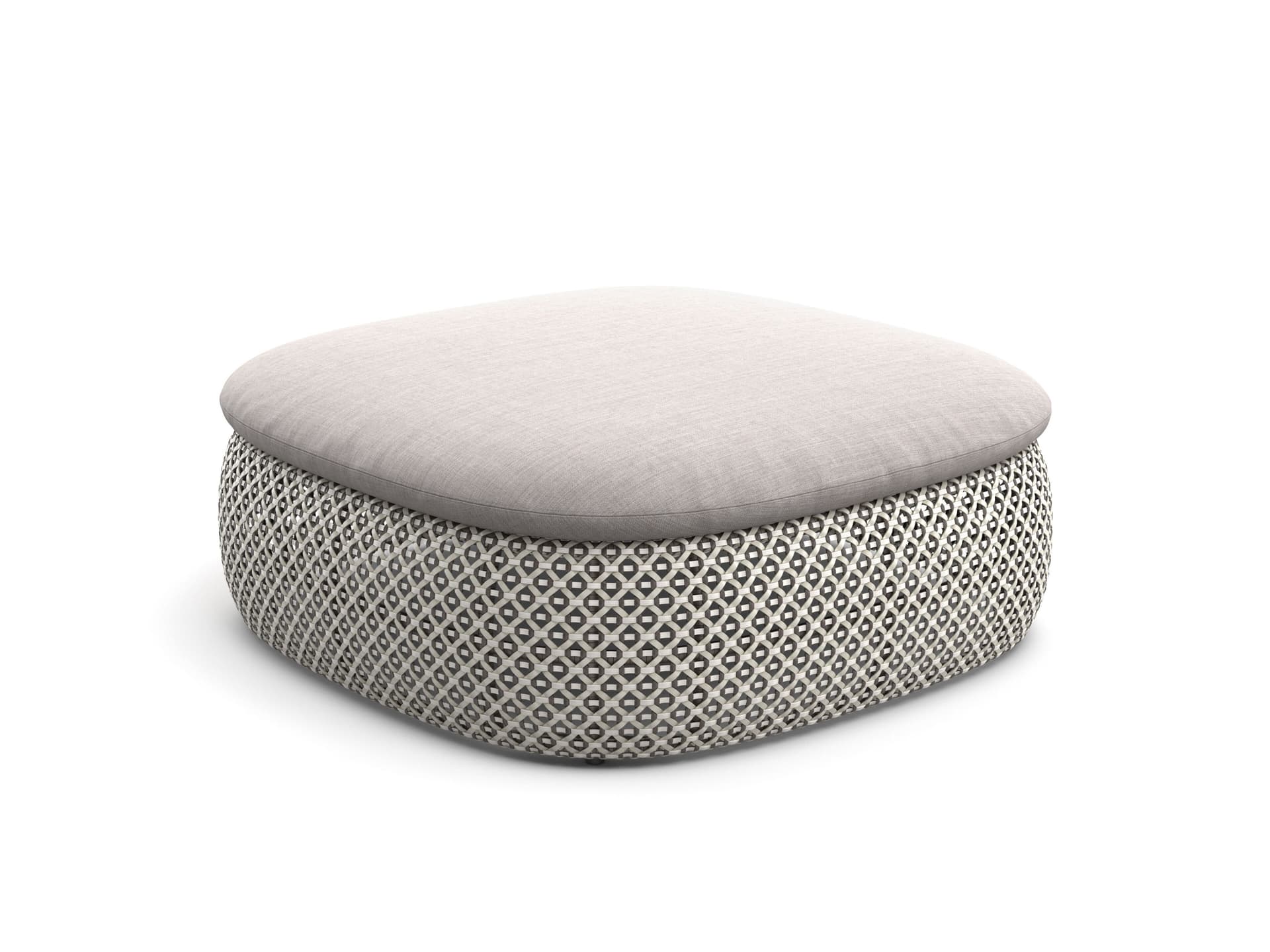 DEDON
MDEAR
Footstool — 1