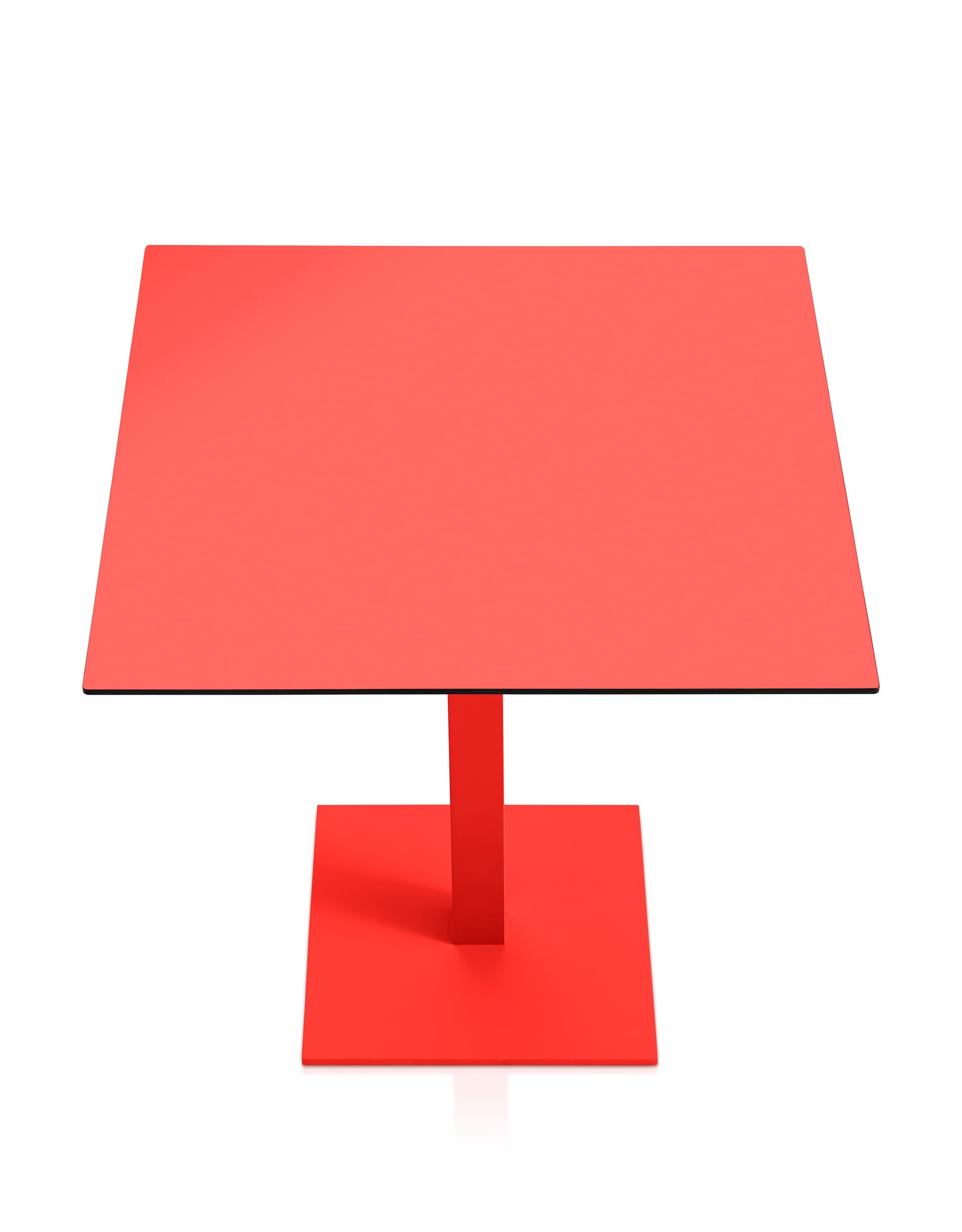 Diabla
MONA
Square garden table — 41