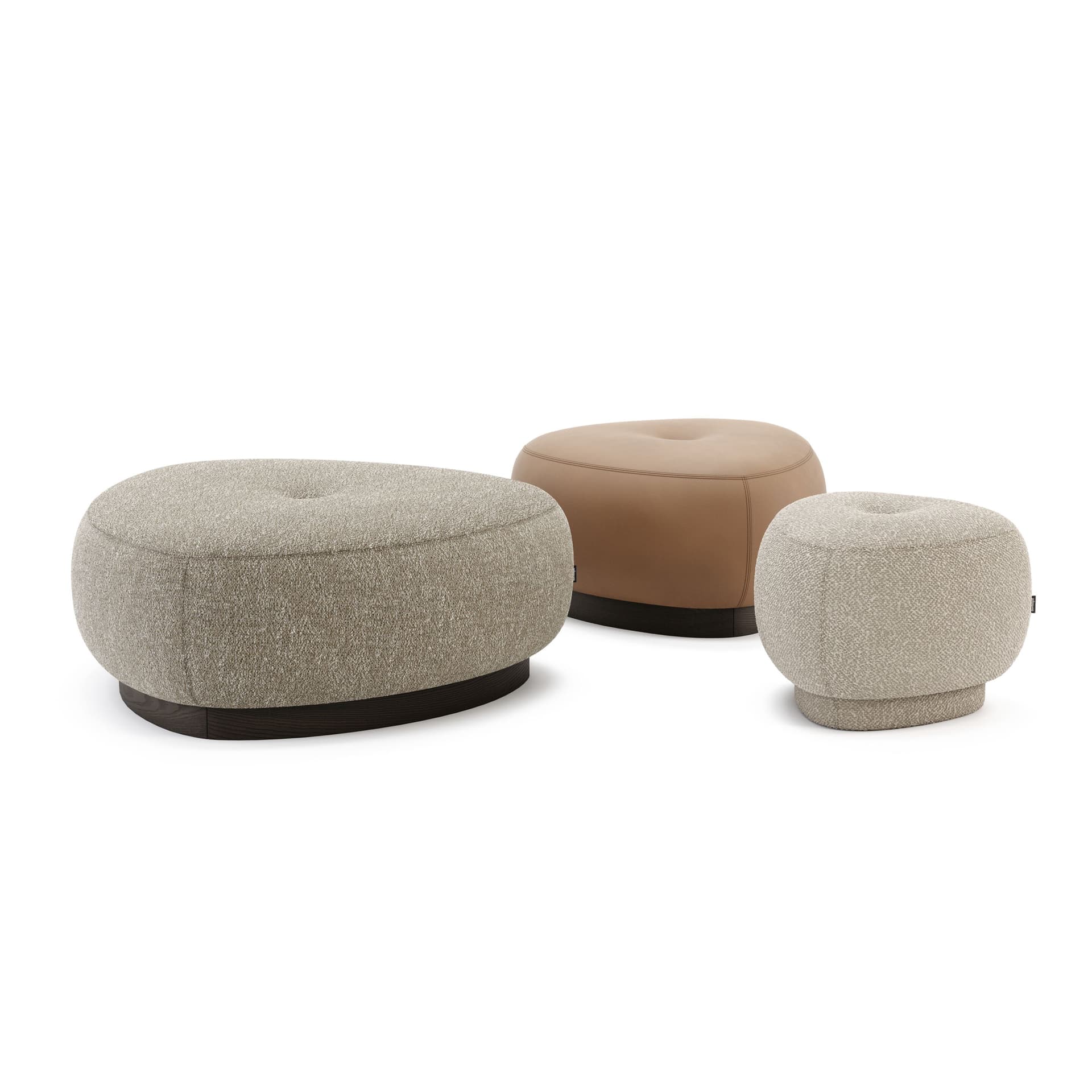 Domkapa
JULES
Leather pouf — 14