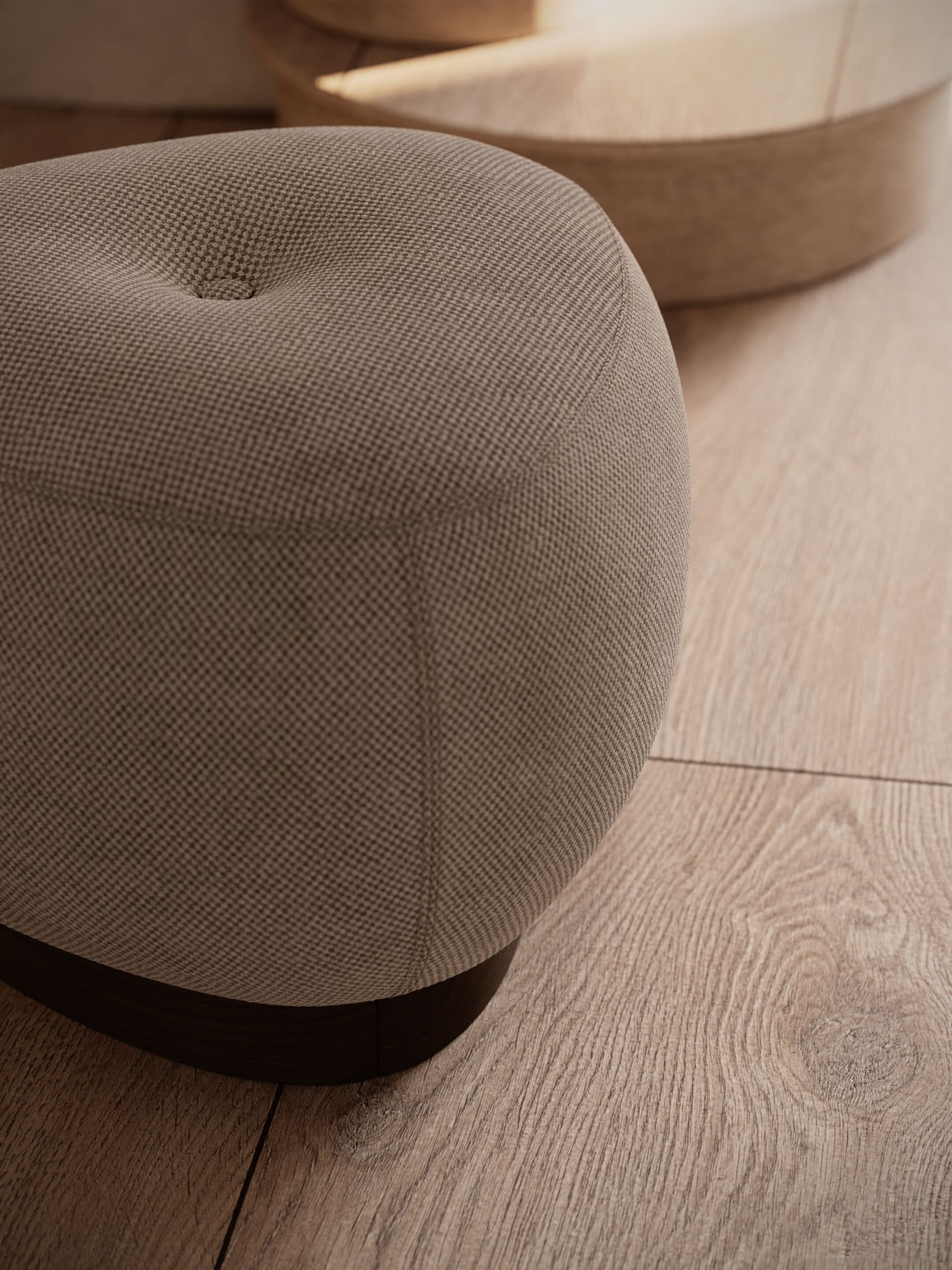 Domkapa
JULES
Leather pouf — 26
