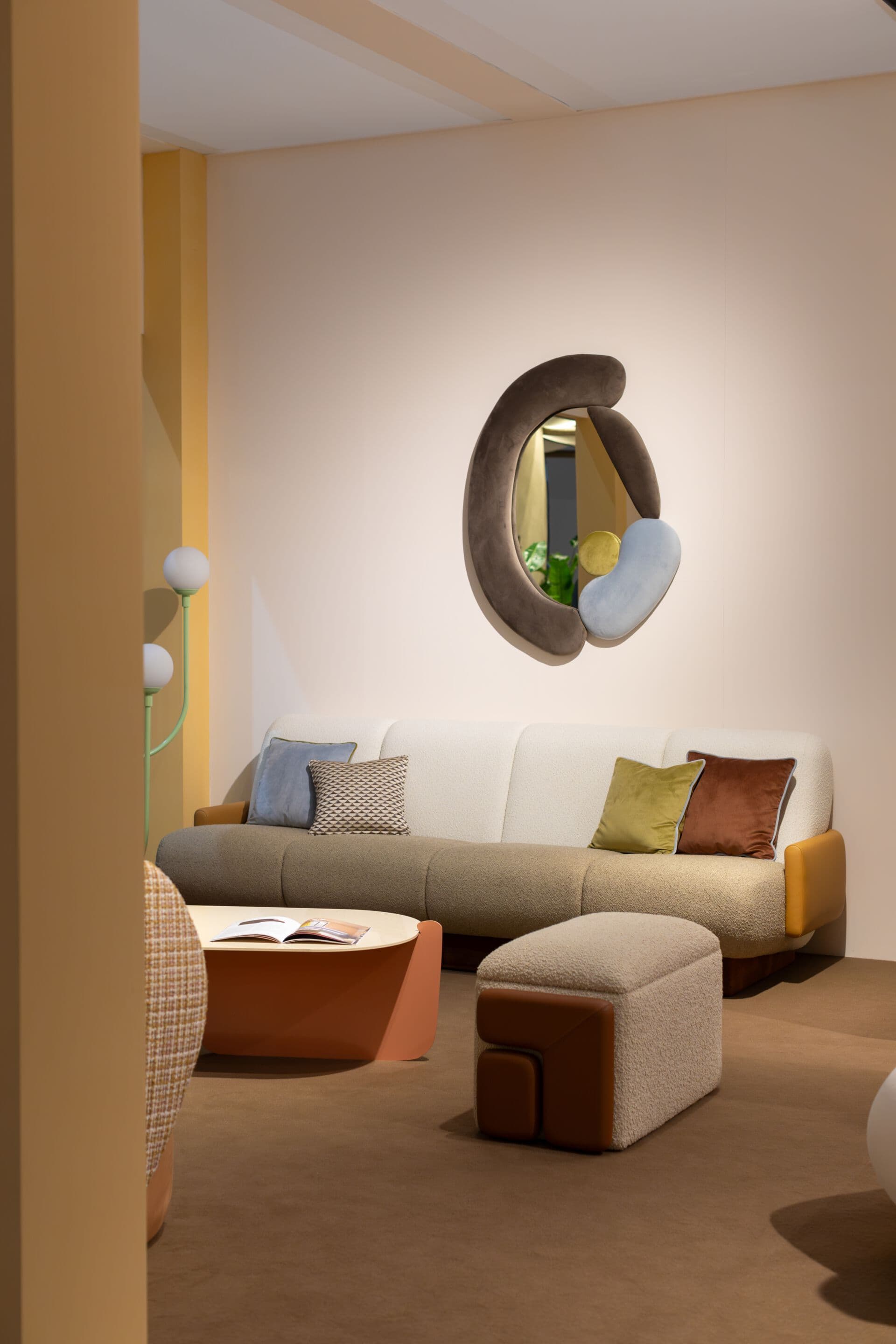 Dovain Studio
MIMO
Velvet sofa — 3