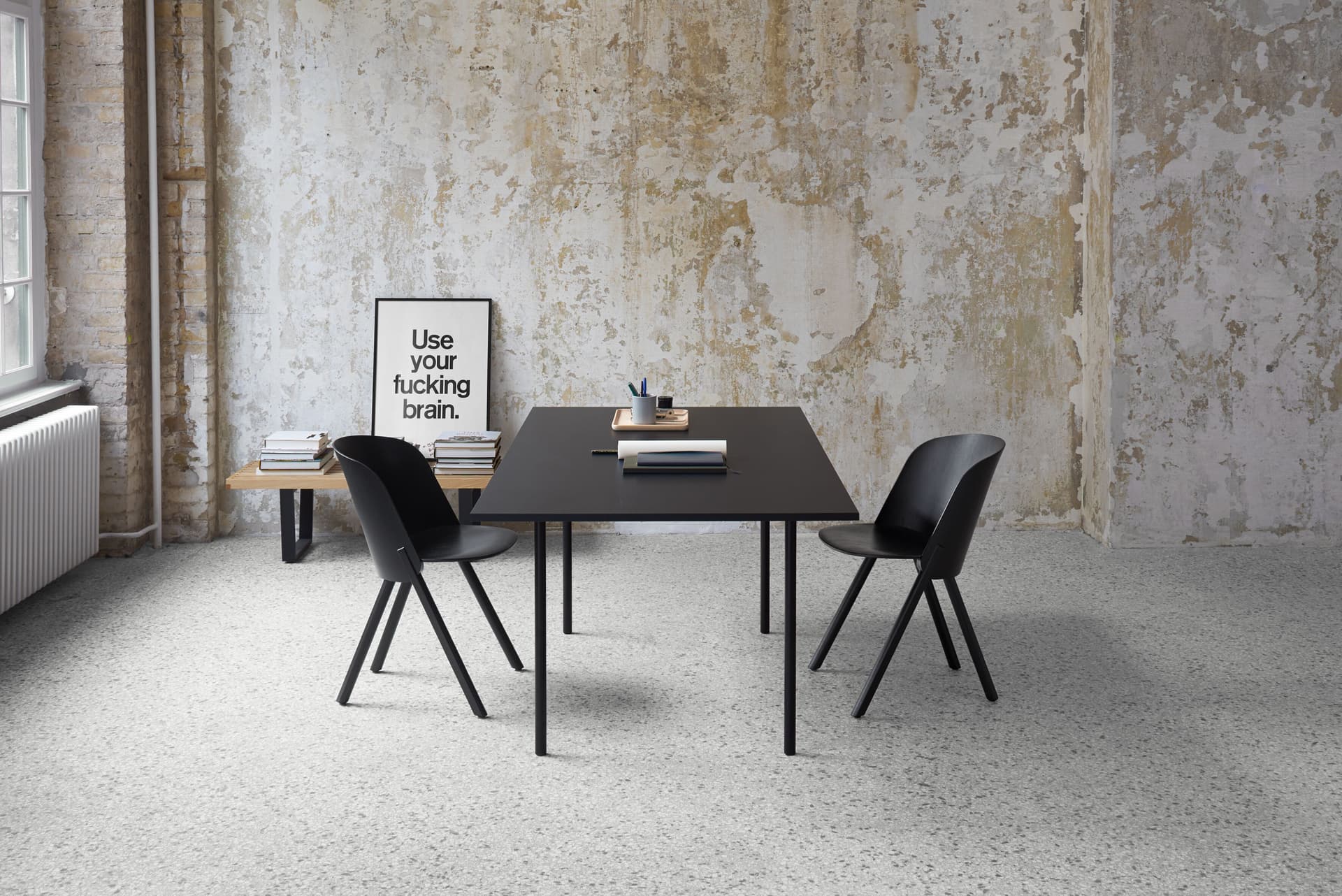 E15
ANTON
Rectangular table — 3