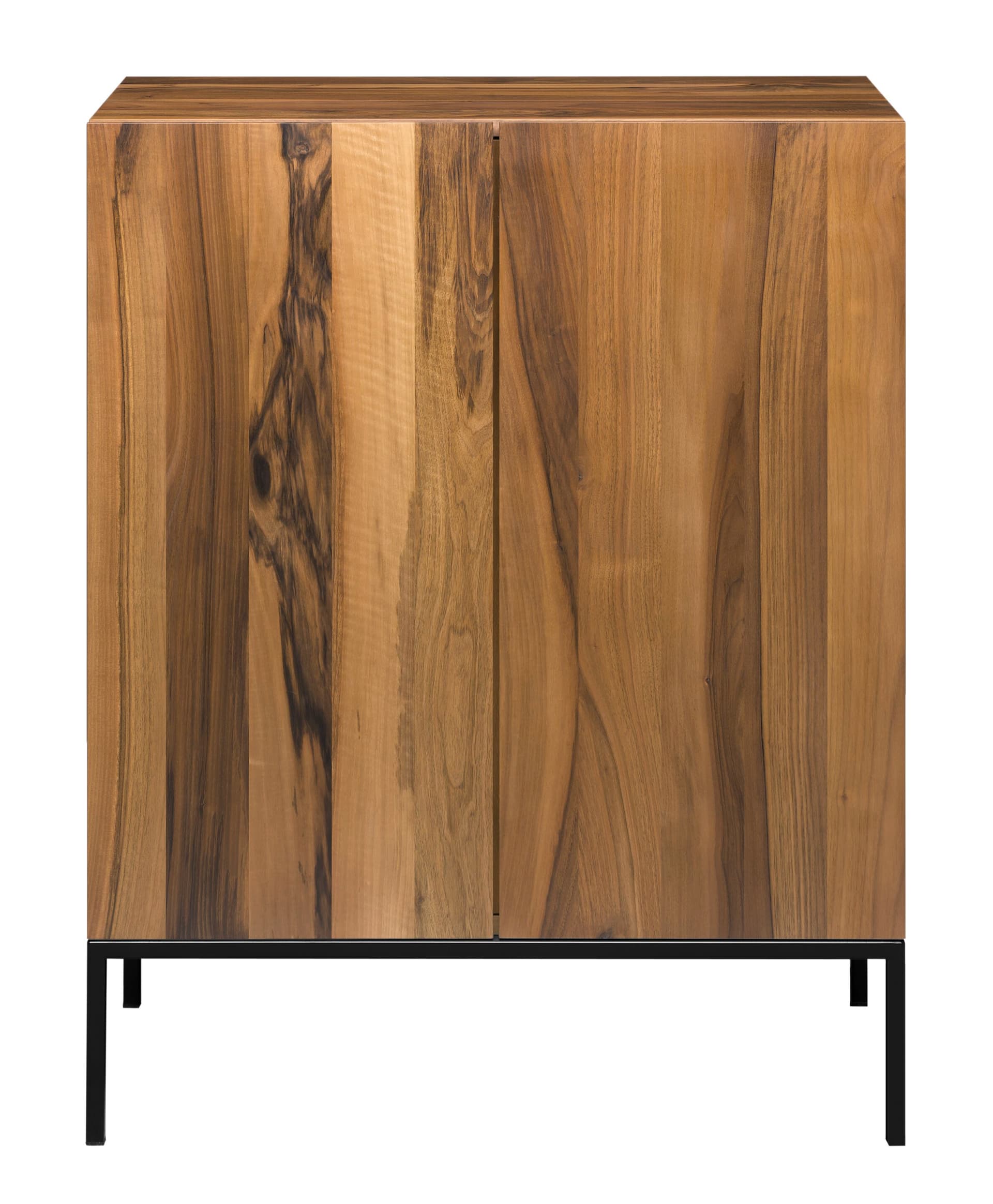 E15
FARIBA
Wooden sideboard — 2