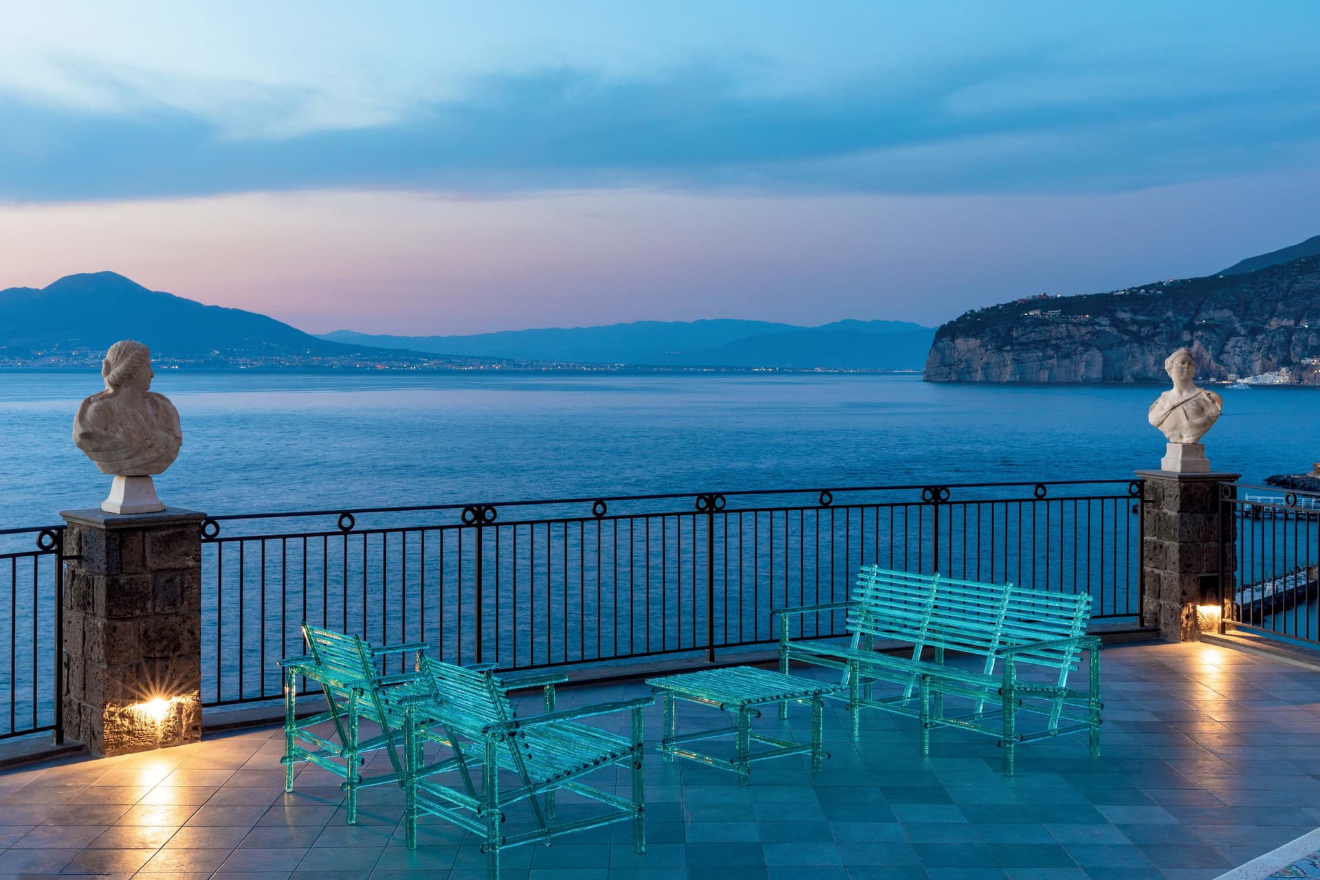 Edra
A’MARE
Chair — 11