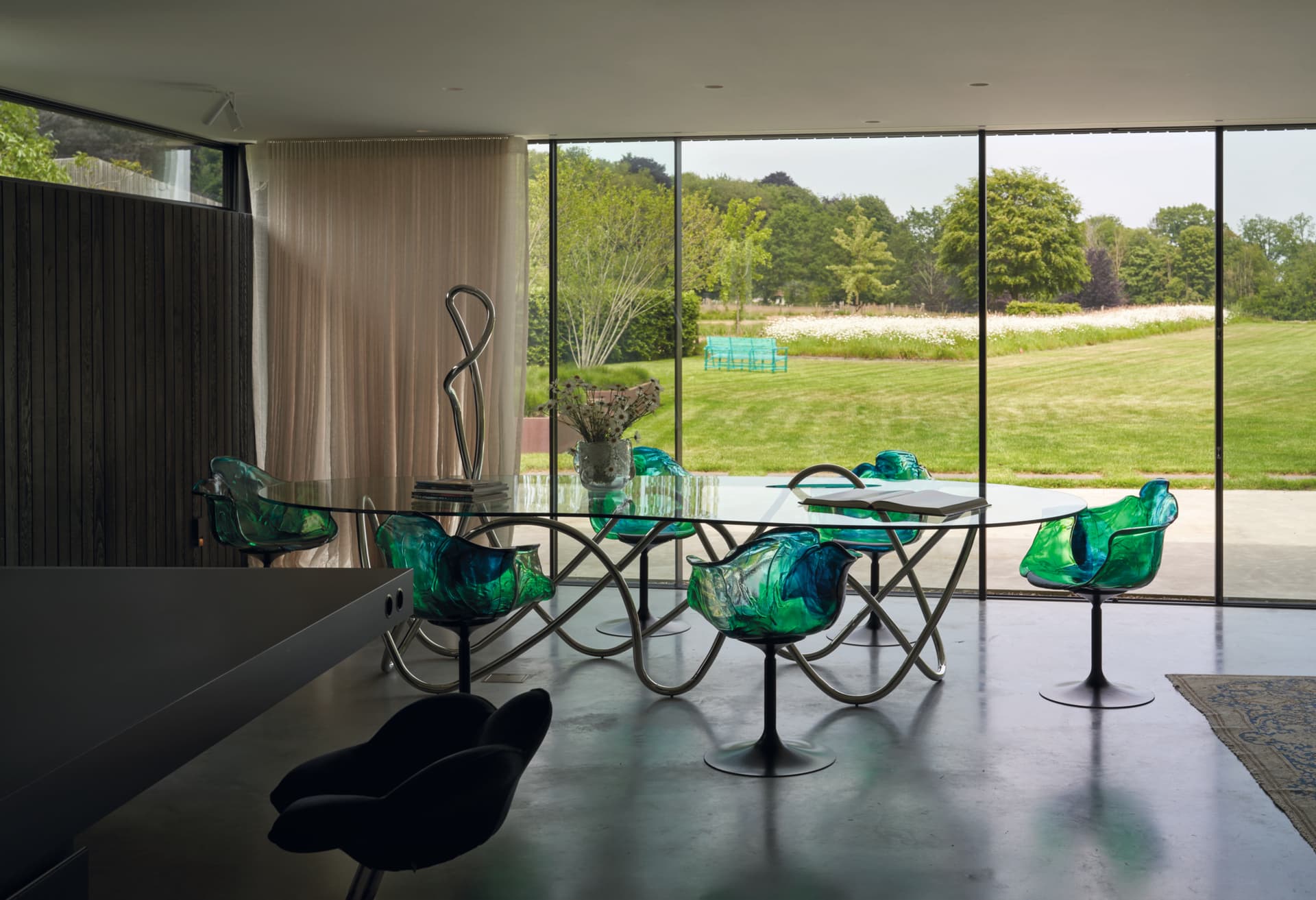 Edra
CAPRICCIO
Table
