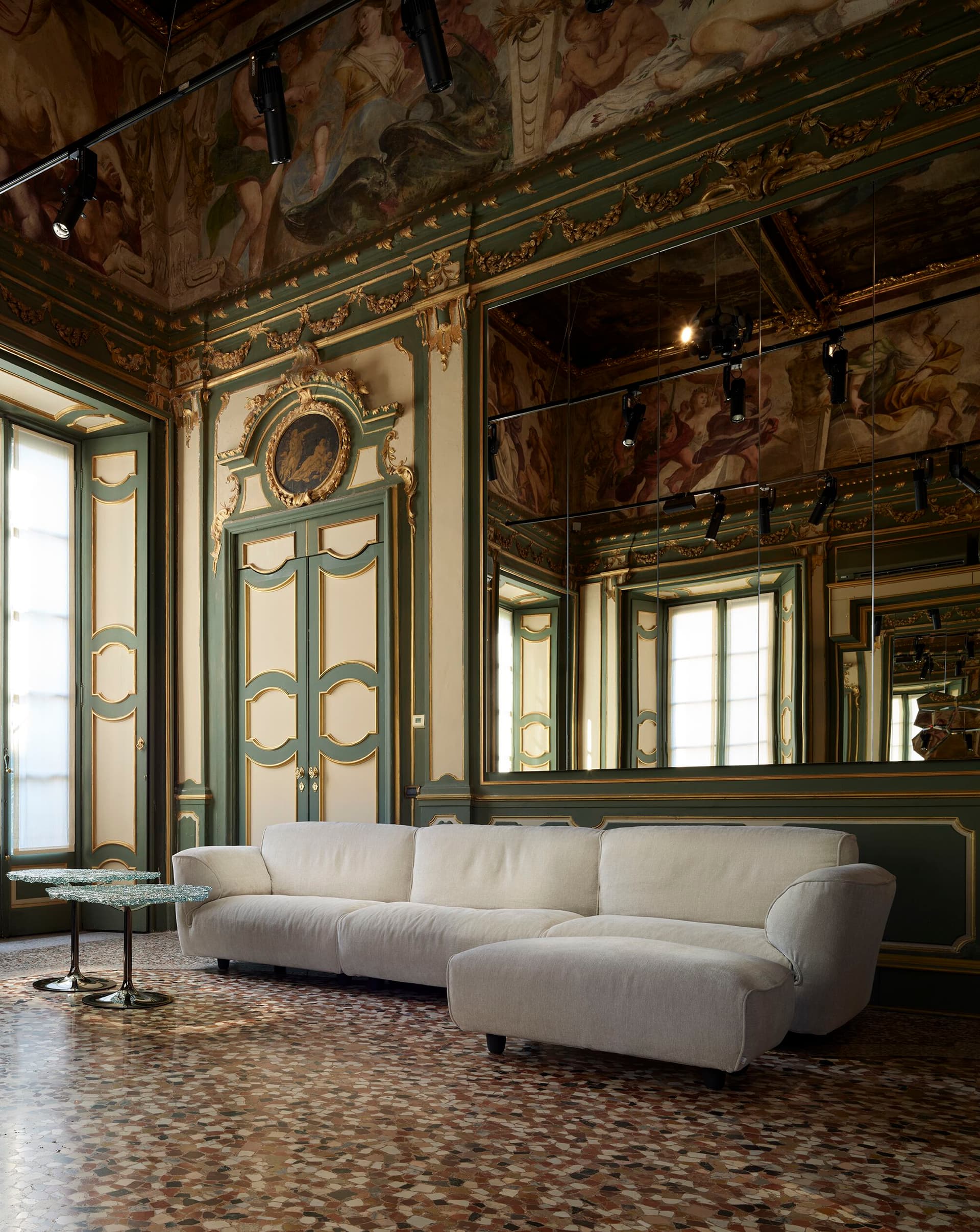 Edra
GRANDE SOFFICE
Sofa — 18