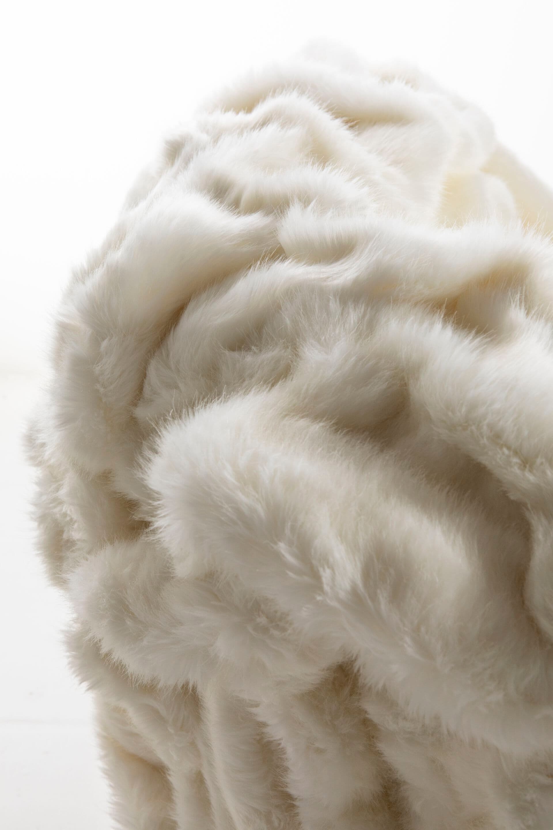 Edra
GRINZA WHITE
Armchair — 11