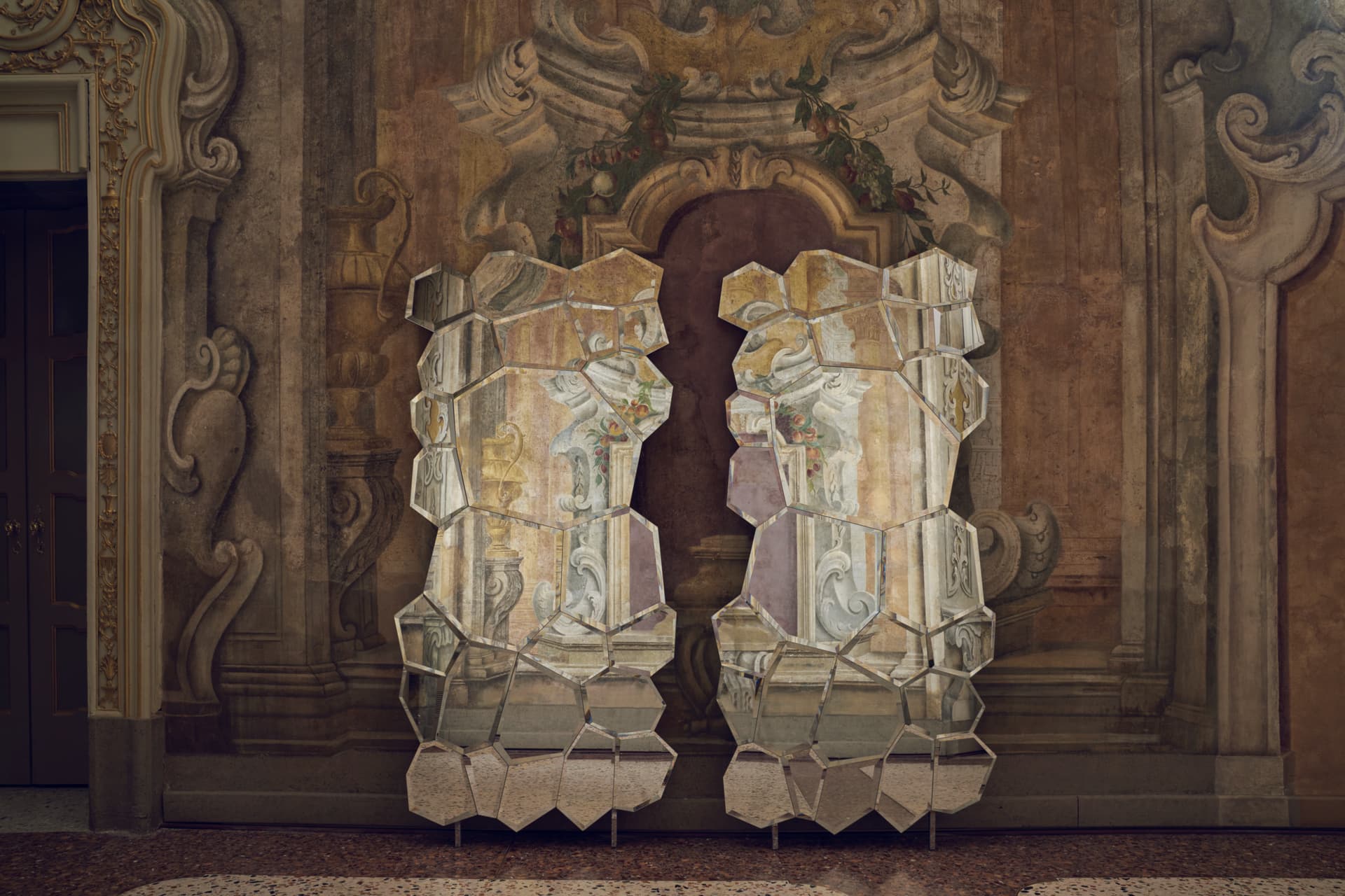 Edra
JUBILÉ
Mirror — 7