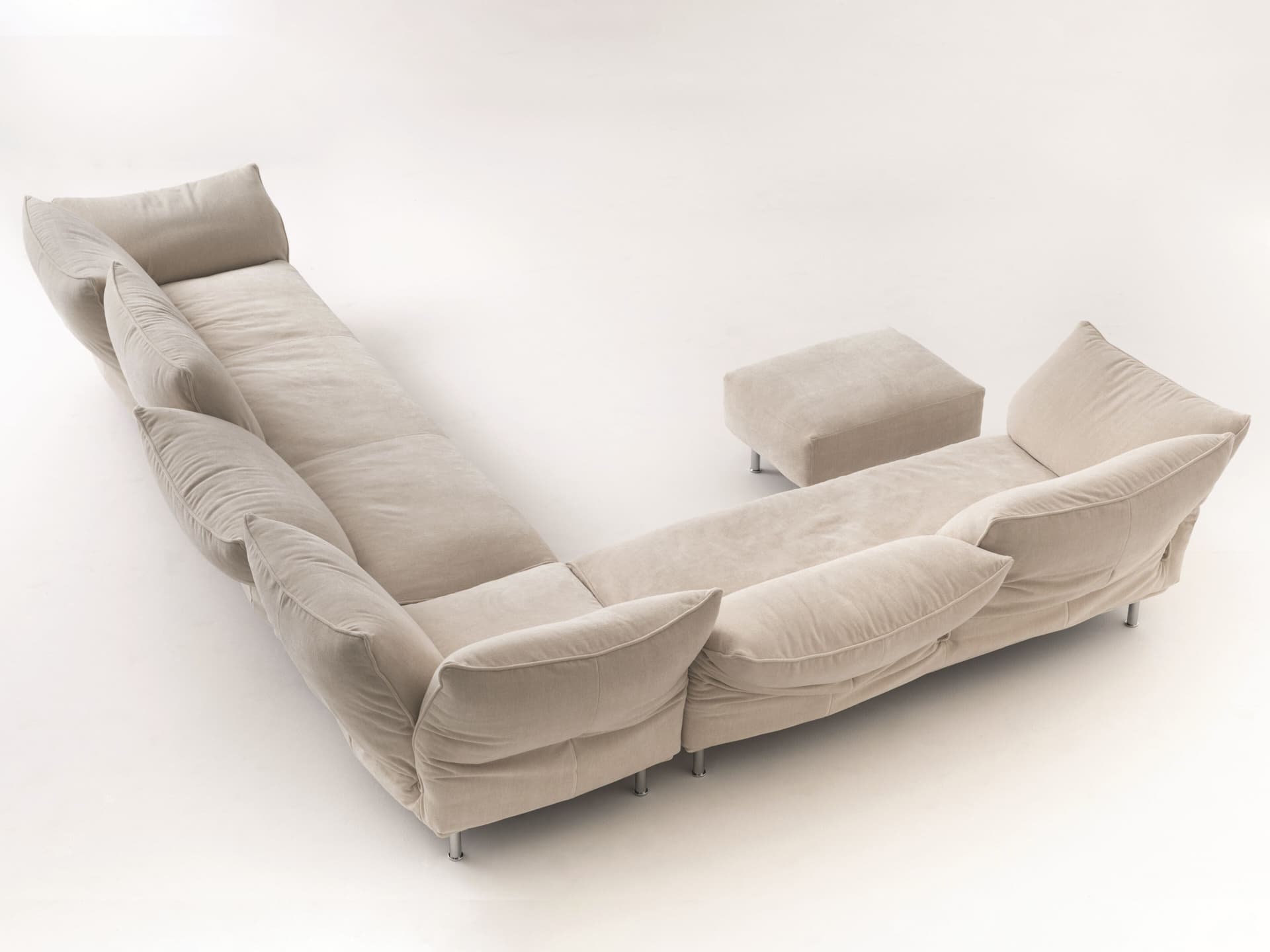 Edra
STANDALTO
Sofa — 1