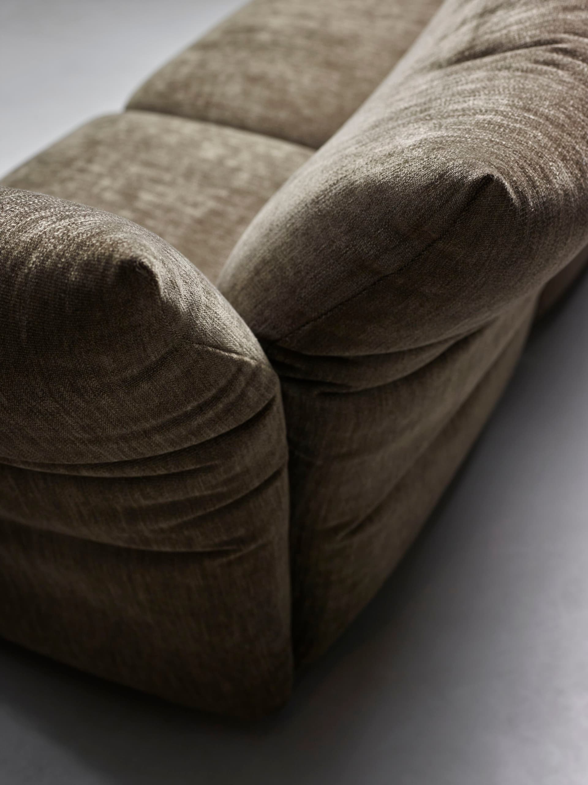 Edra
STANDARD
Sofa — 3