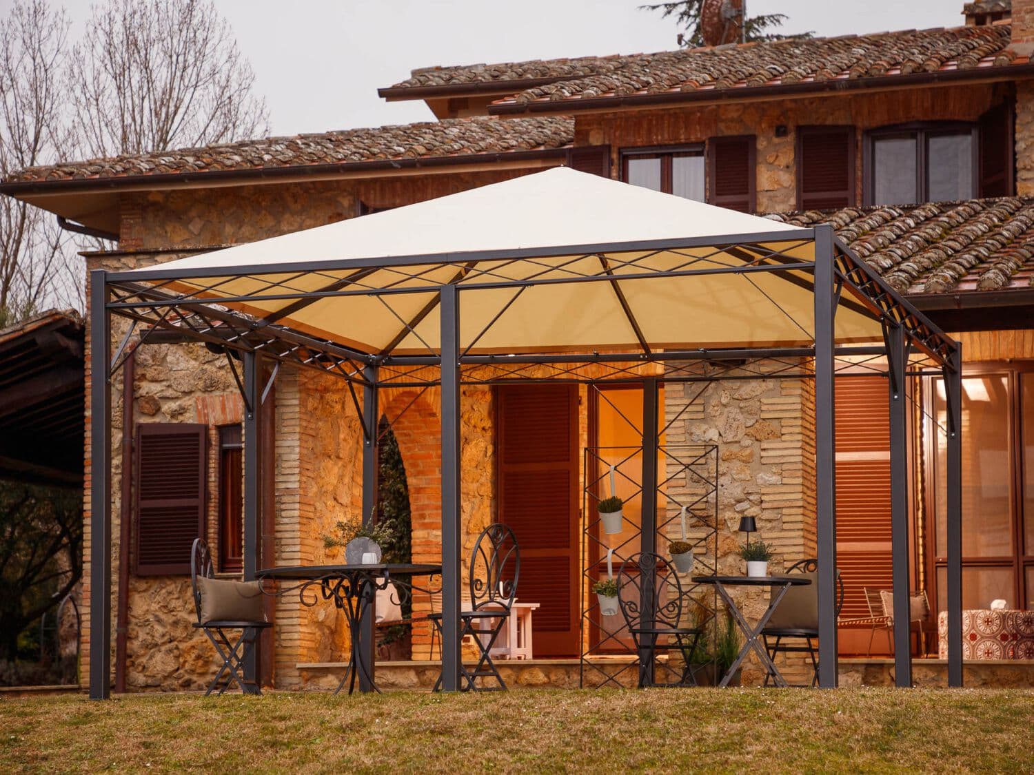 ELEO
TORINO
Wrought iron gazebo — 1