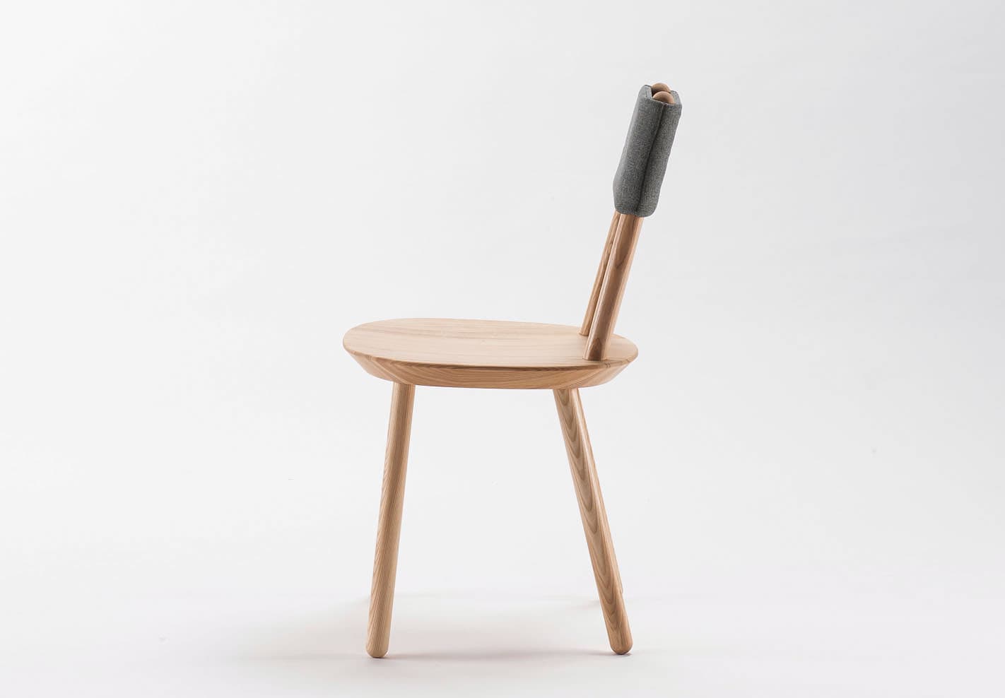 EMKO
NAÏVE
Solid wood chair — 4