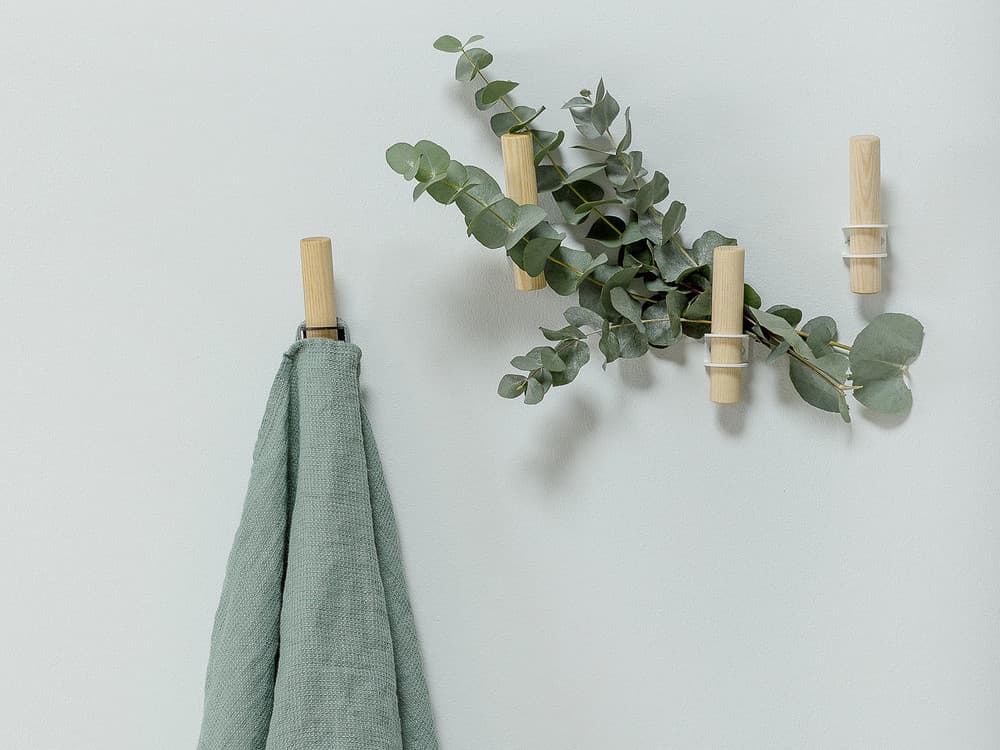 EMKO
TORCH
Wooden coat rack — 4