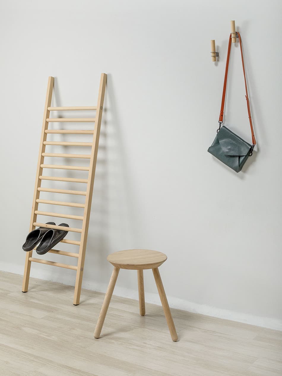 EMKO
TORCH
Wooden coat rack — 5