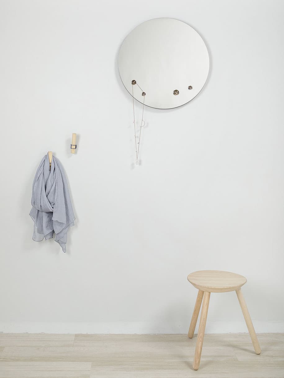 EMKO
TORCH
Wooden coat rack — 8