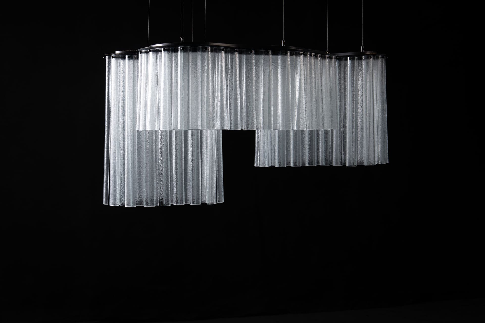 ENNE
EMBER
Glass pendant lamp — 3