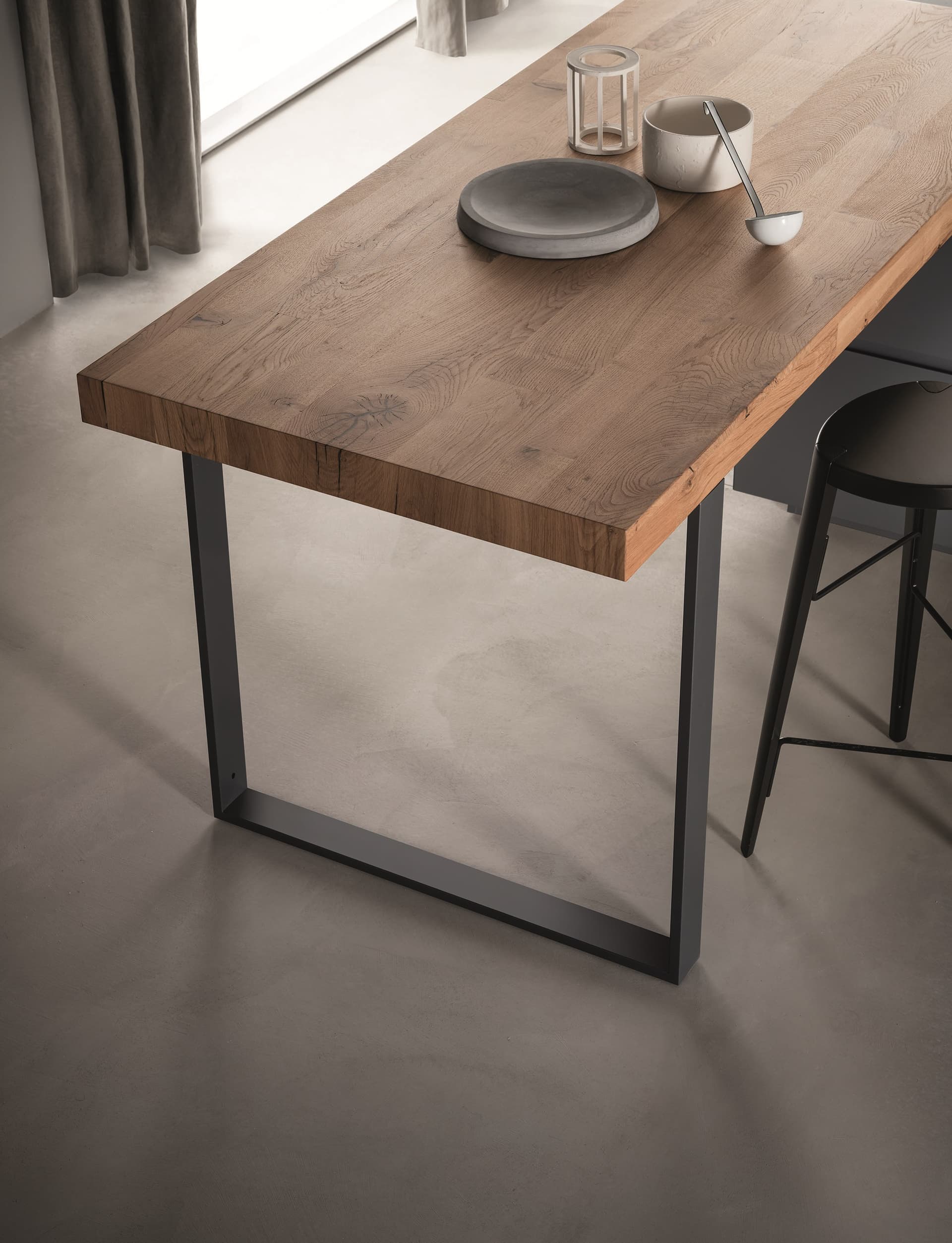 ERNESTOMEDA
OBLIQUA
Kitchen — 12