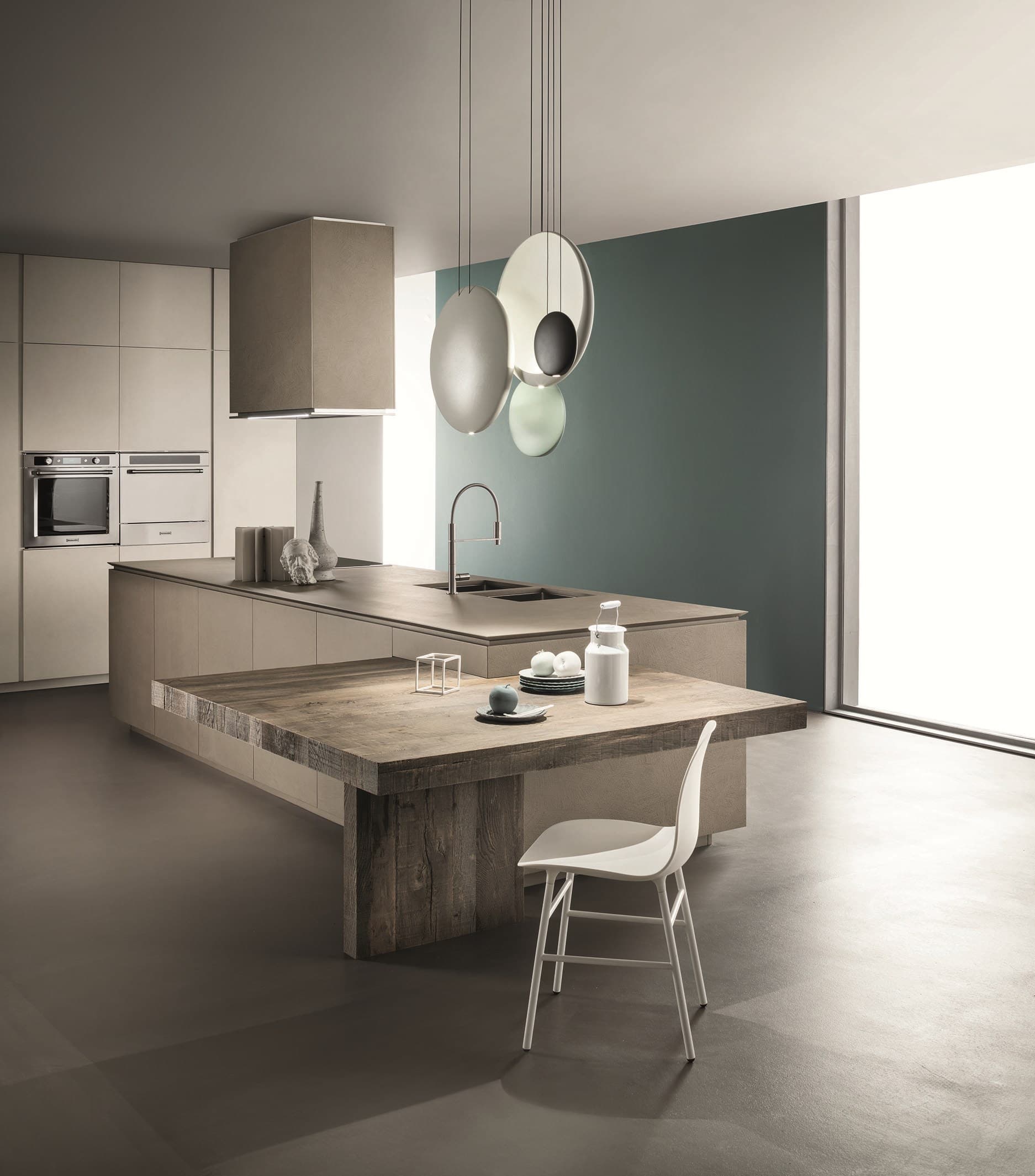 ERNESTOMEDA
OBLIQUA
Kitchen — 3
