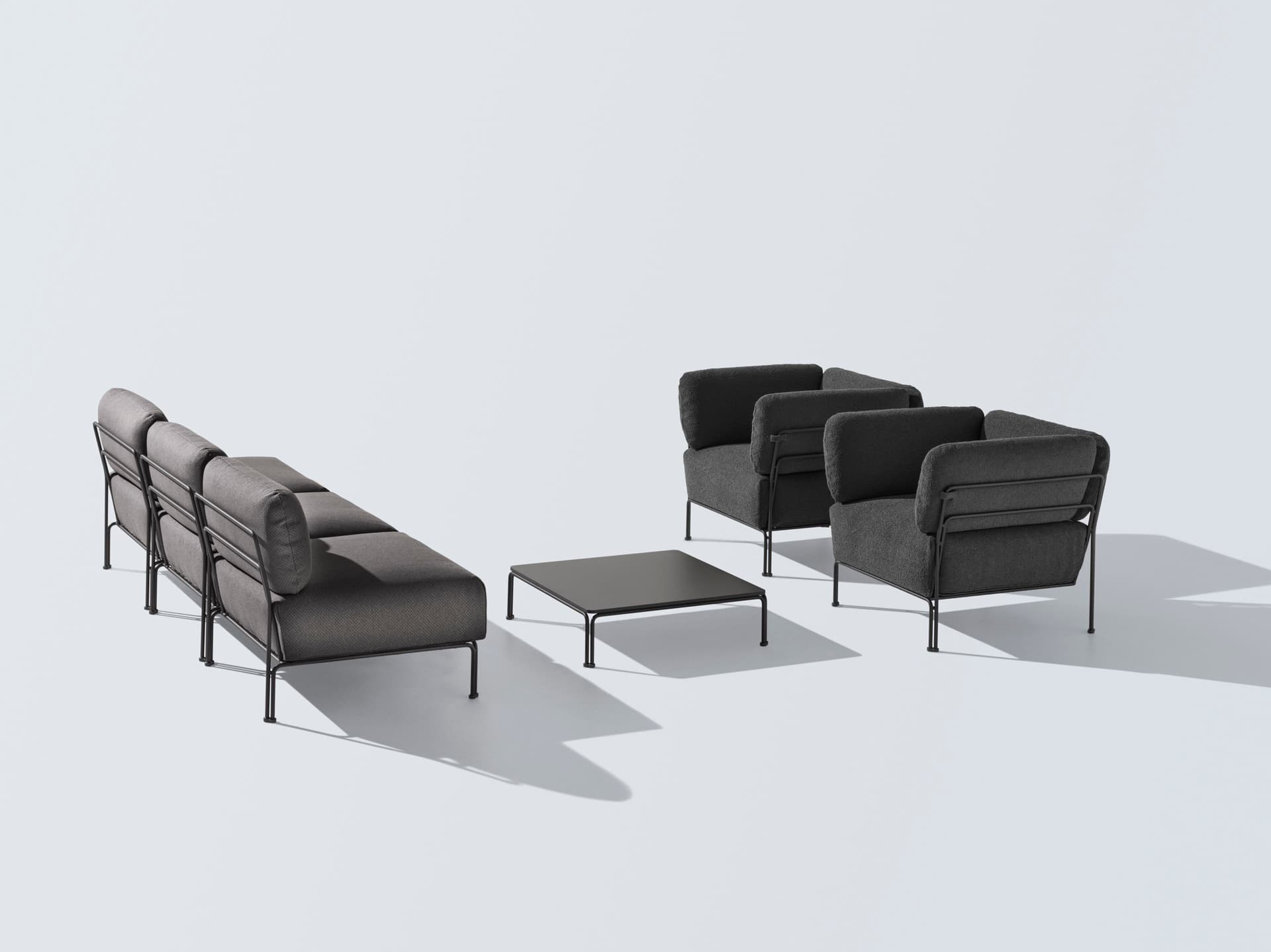 Et al.
ARI 1302
Fabric armchair — 11