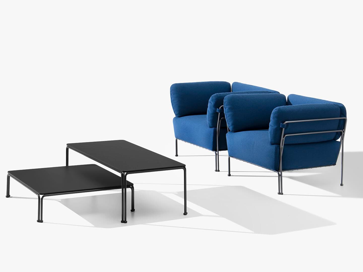 Et al.
ARI 1302
Fabric armchair — 6
