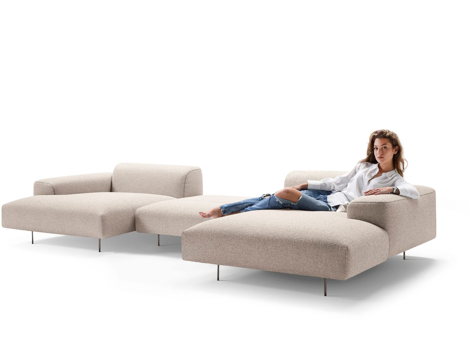 Felis
LIMITLESS
Fabric sofa — 11