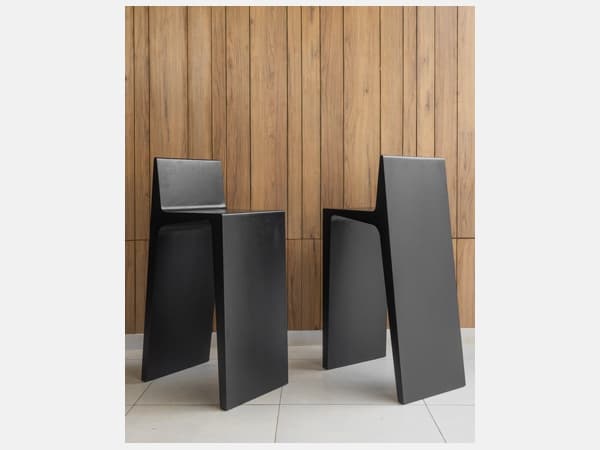 Fico
ATLAS
Solid wood barstool — 7