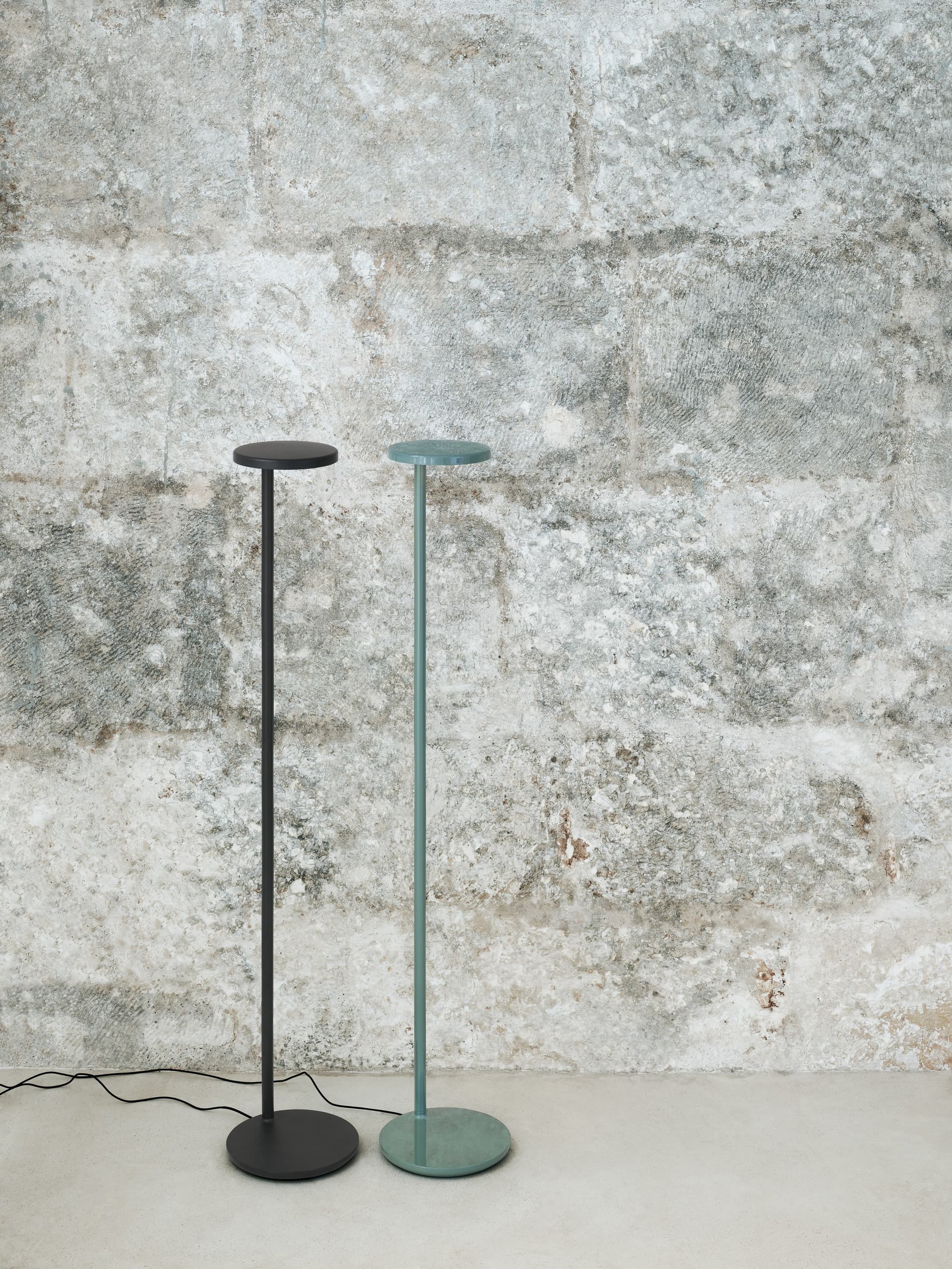 Flos
OBLIQUE
LED floor lamp — 13
