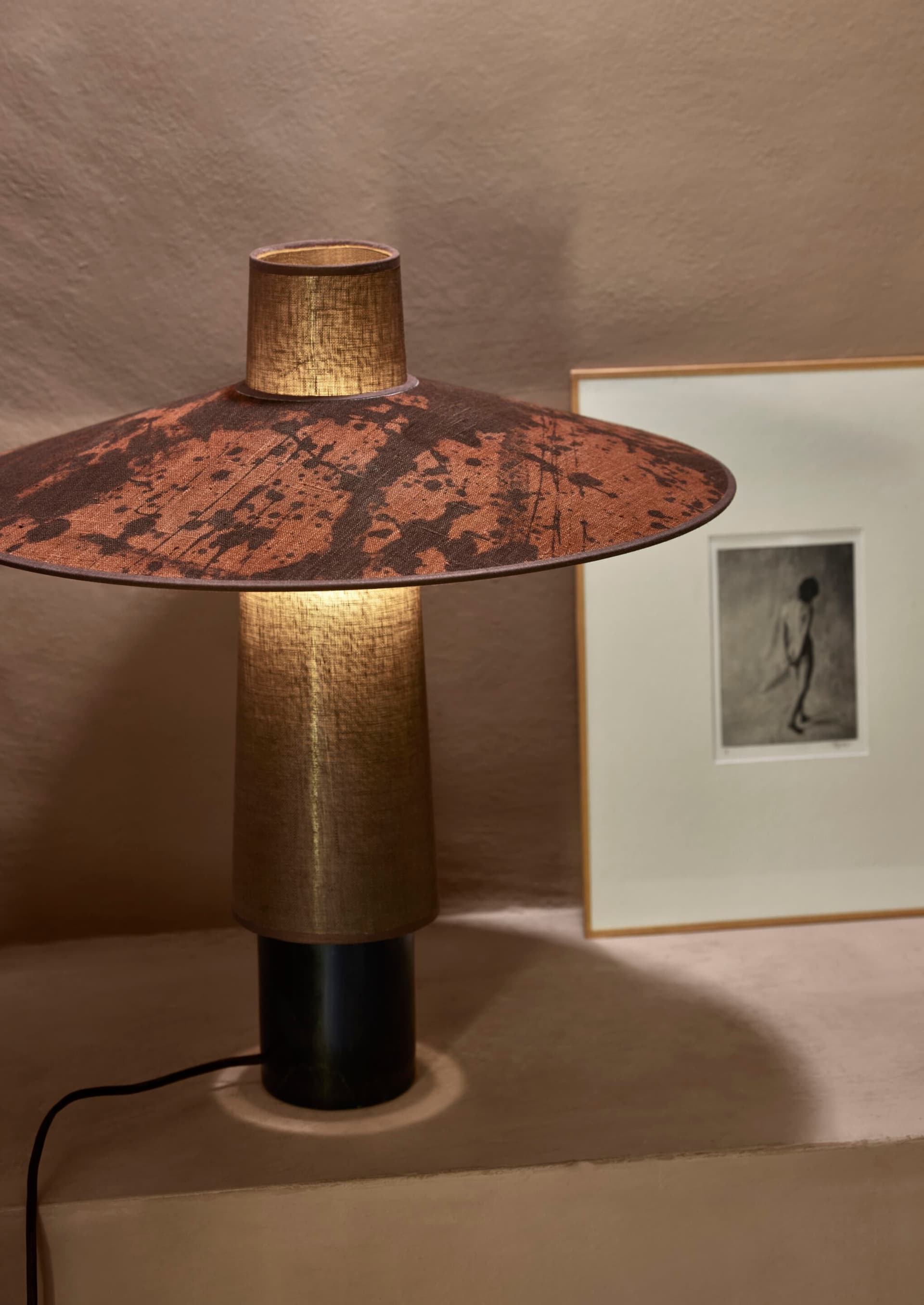 Forestier
THÉSÉE
Linen table lamp — 3