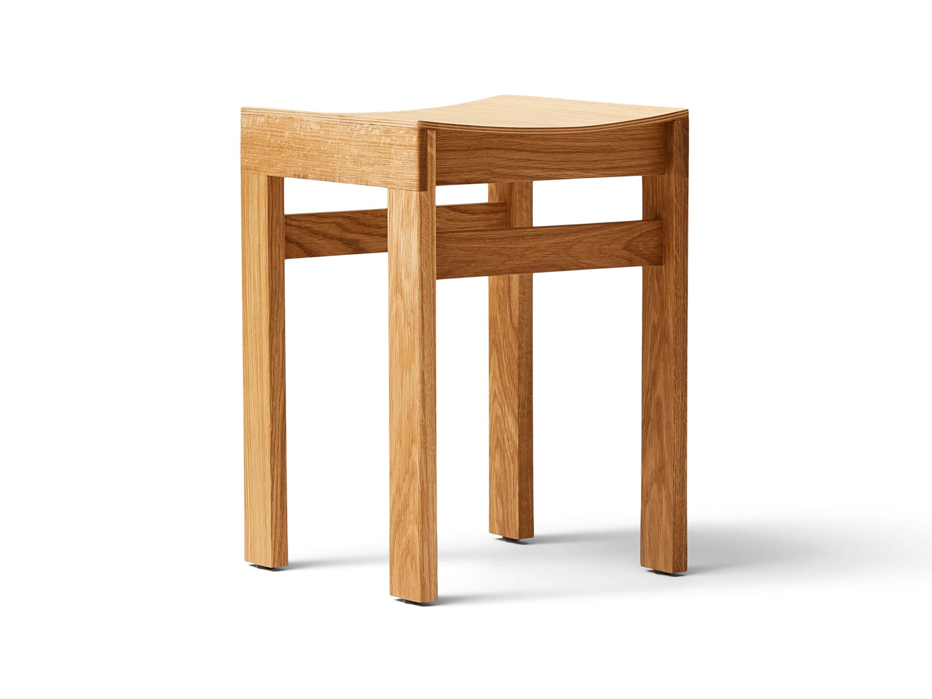Form & Refine
SONDER 45
Oak stool — 1