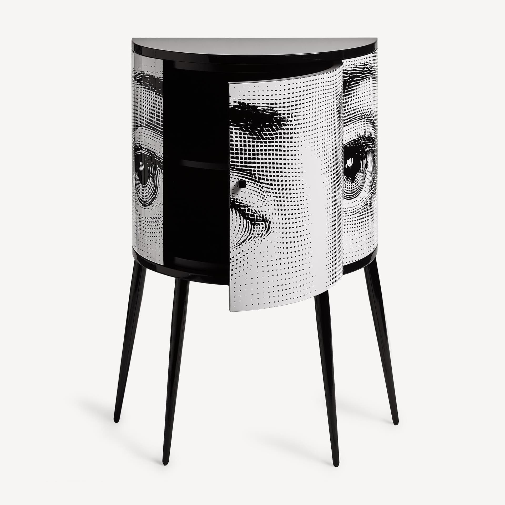 Fornasetti
OCCHI
Console — 4