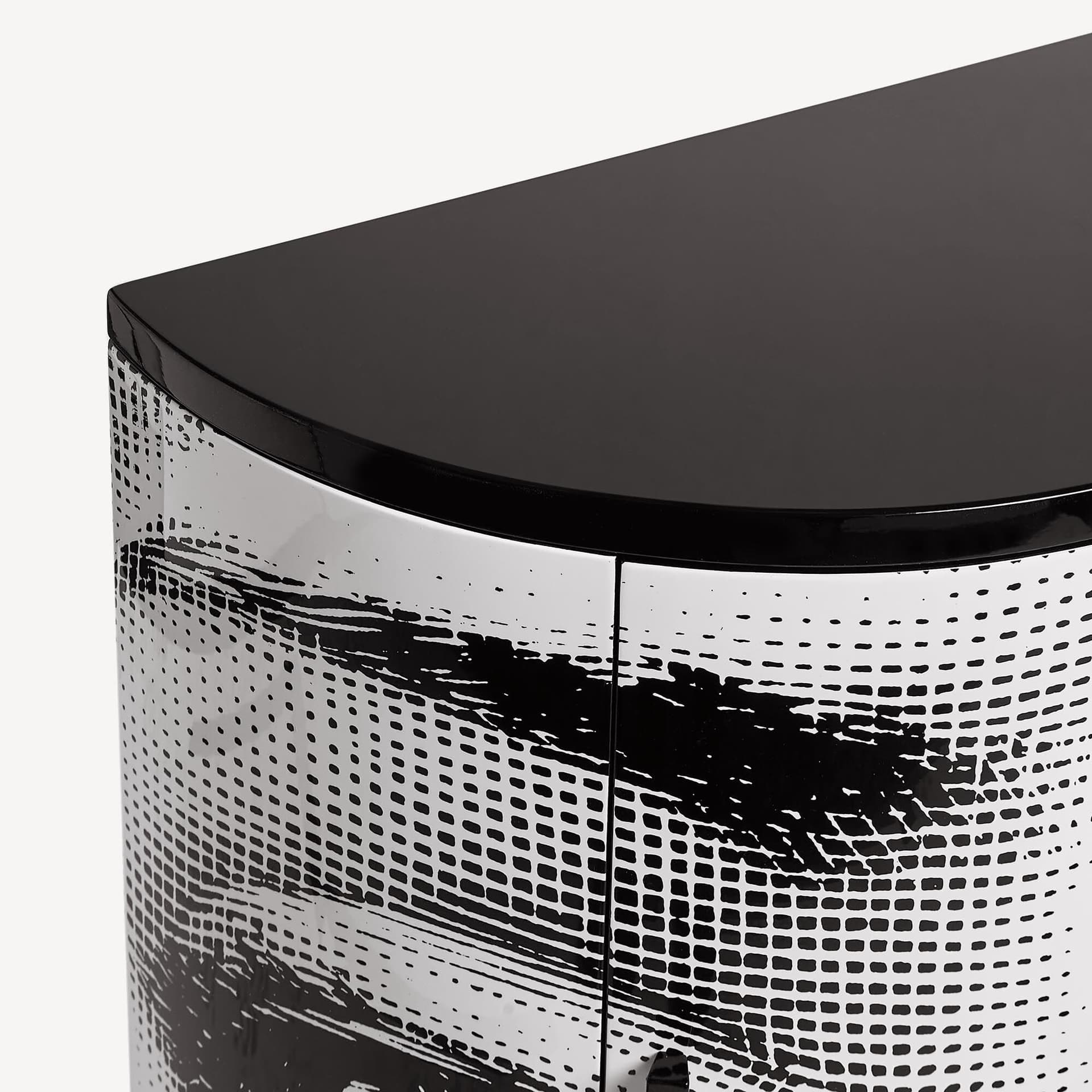 Fornasetti
OCCHI
Console — 5