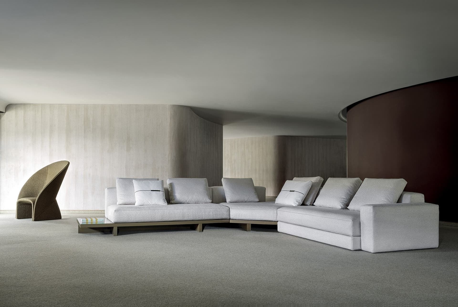 Frigerio
MAYU
Fabric armchair — 6
