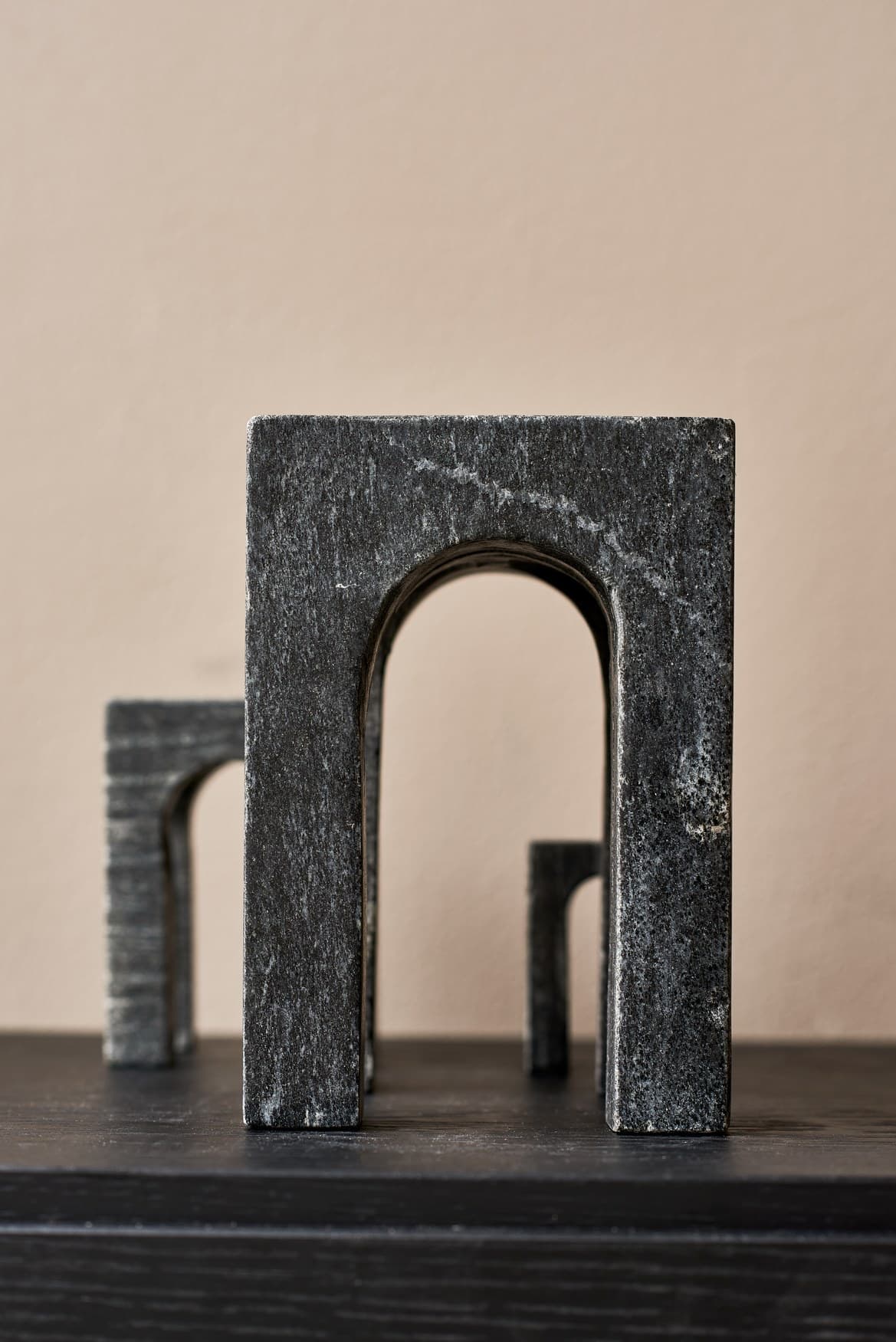 Gejst
ARKIS
Marble bookend — 6