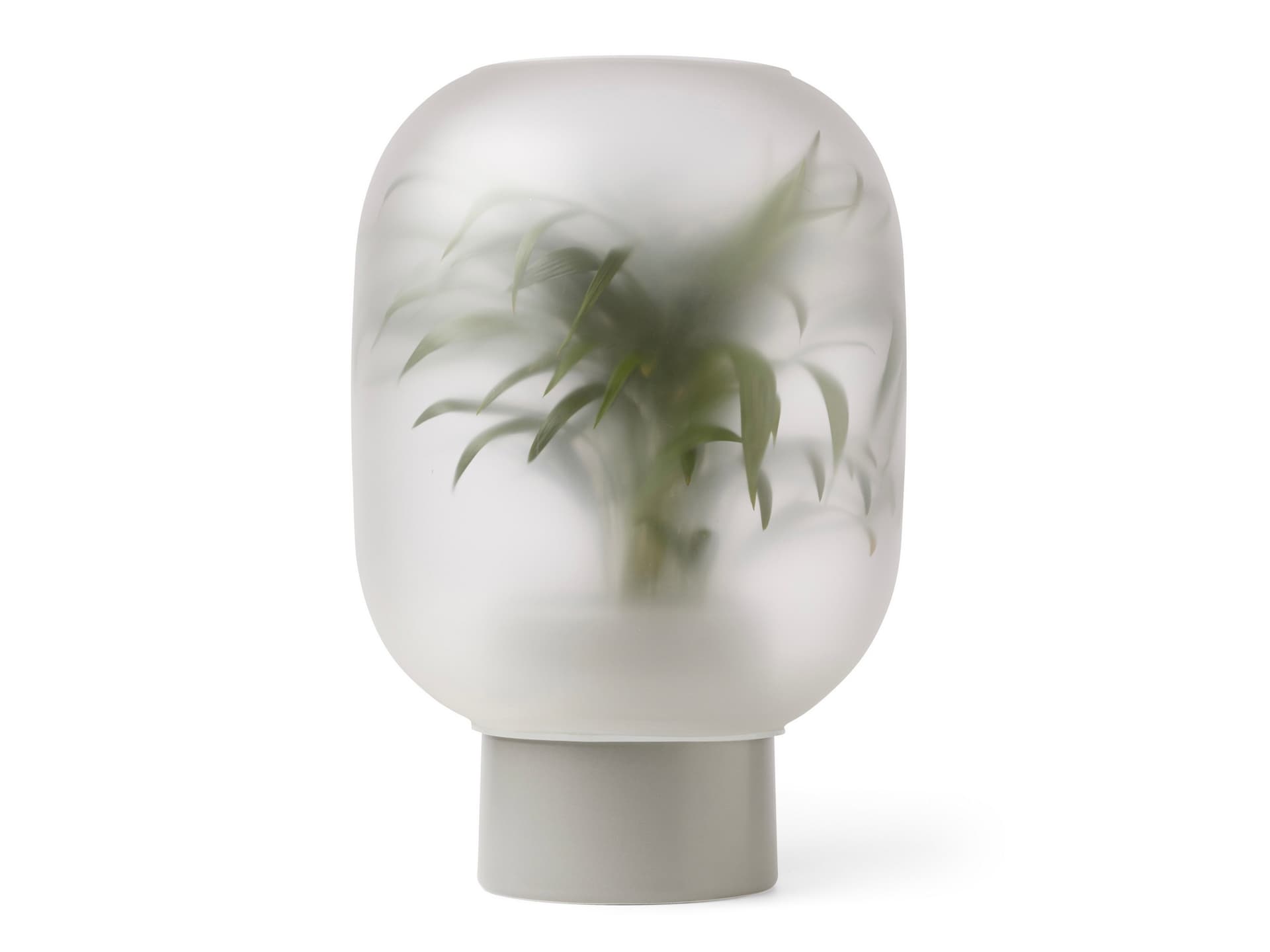 Gejst
NEBL
Frosted glass vase — 12
