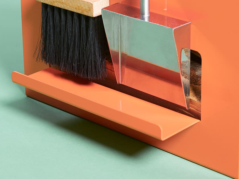 Giacopini
BUCK
Metal Log holder — 9