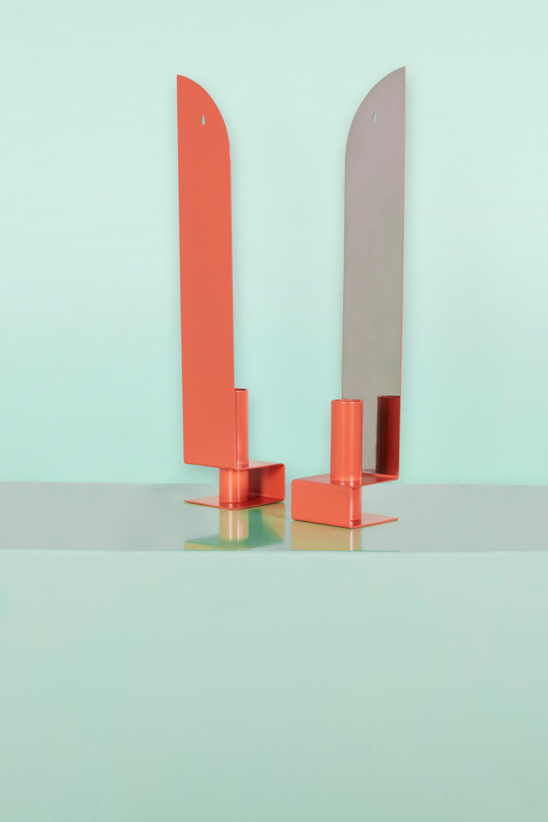 Giacopini
NARCISO
Metal vase — 3
