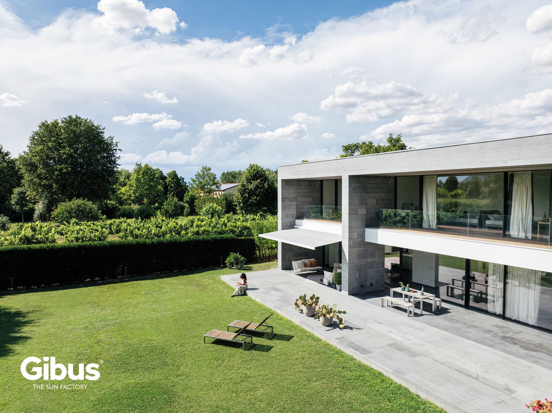 GIBUS
SEGNO
Folding arm awning — 11