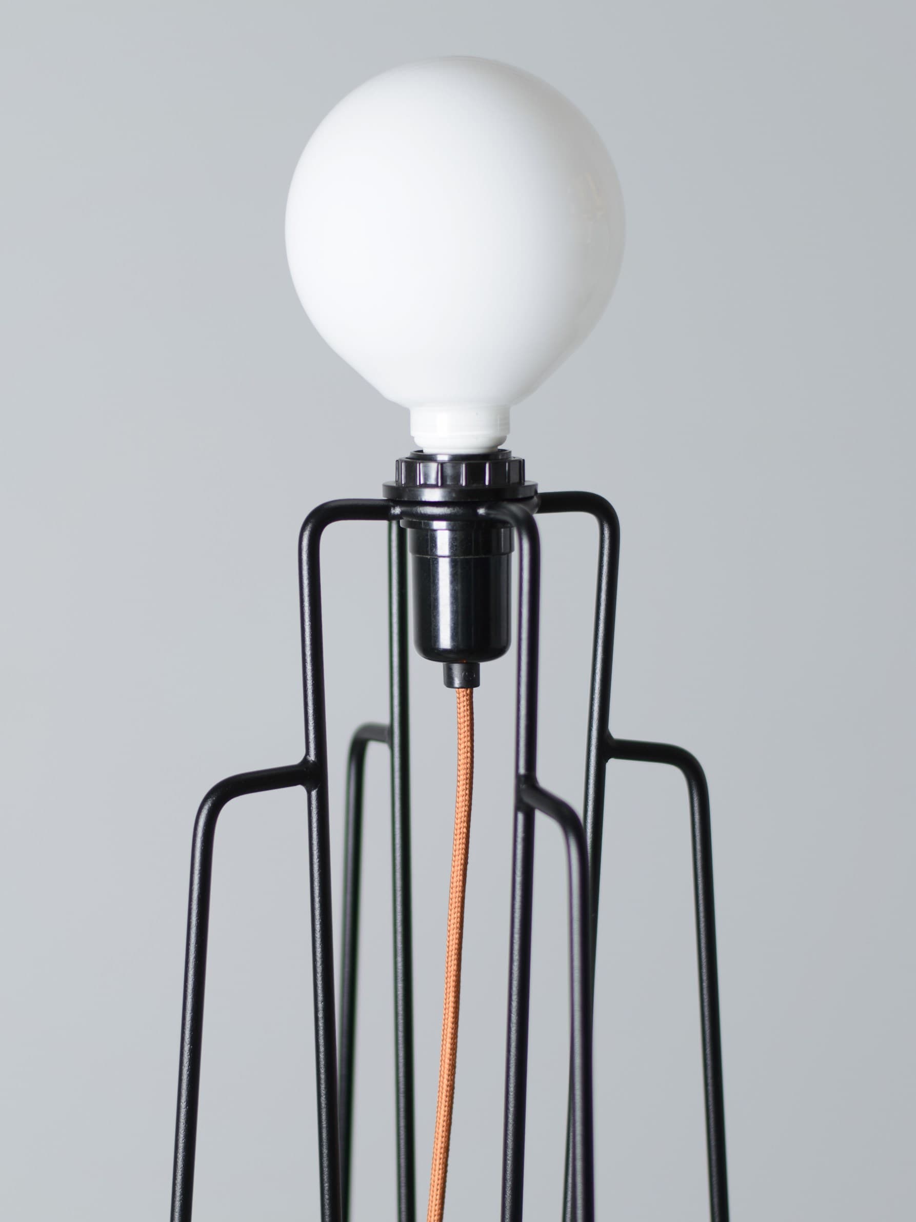 Grupa
MODEL
Handmade floor lamp — 7