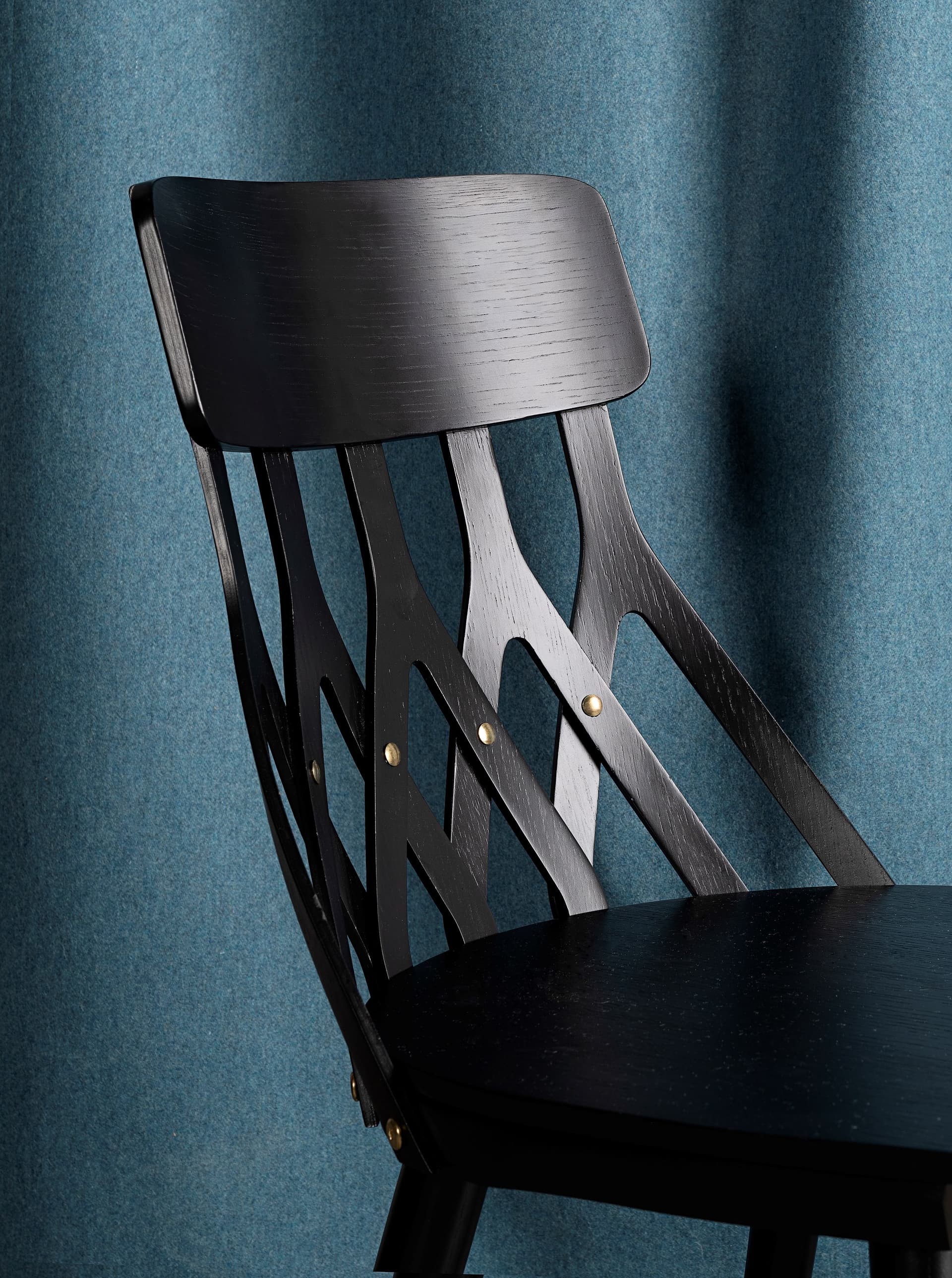 Hans K
Y5 680S
Ash chair — 15
