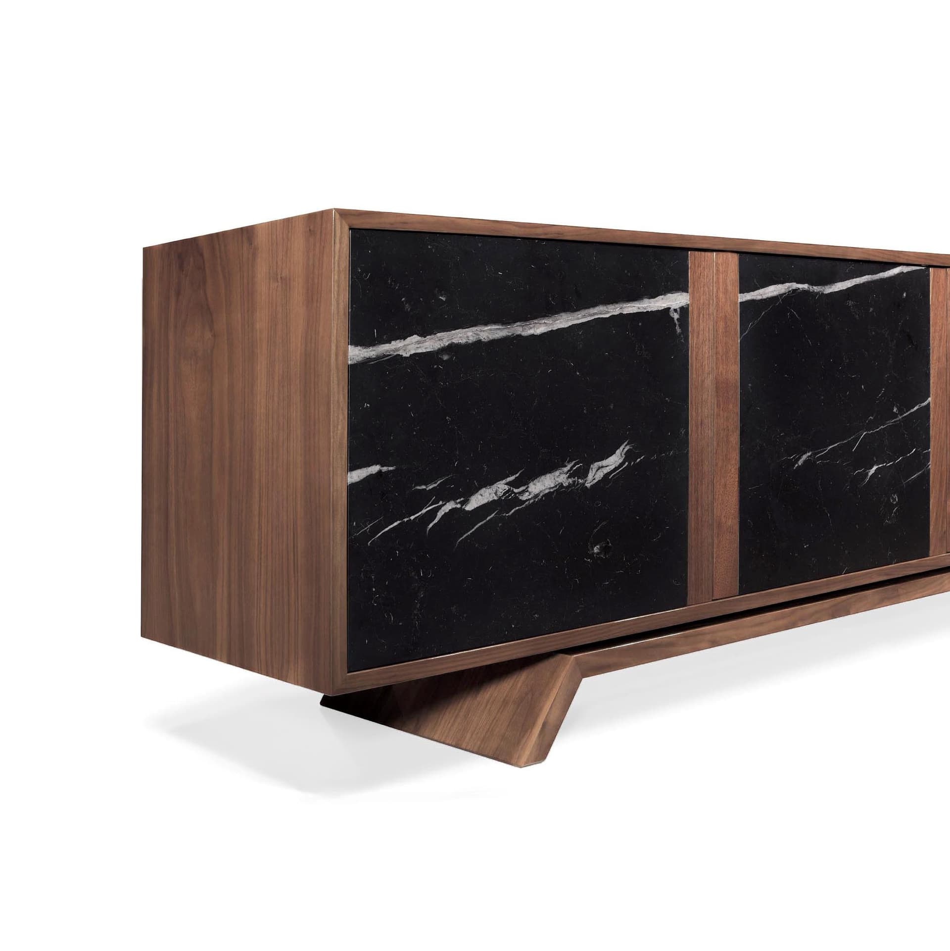 Hatt
BUTLER
Wooden sideboard — 11