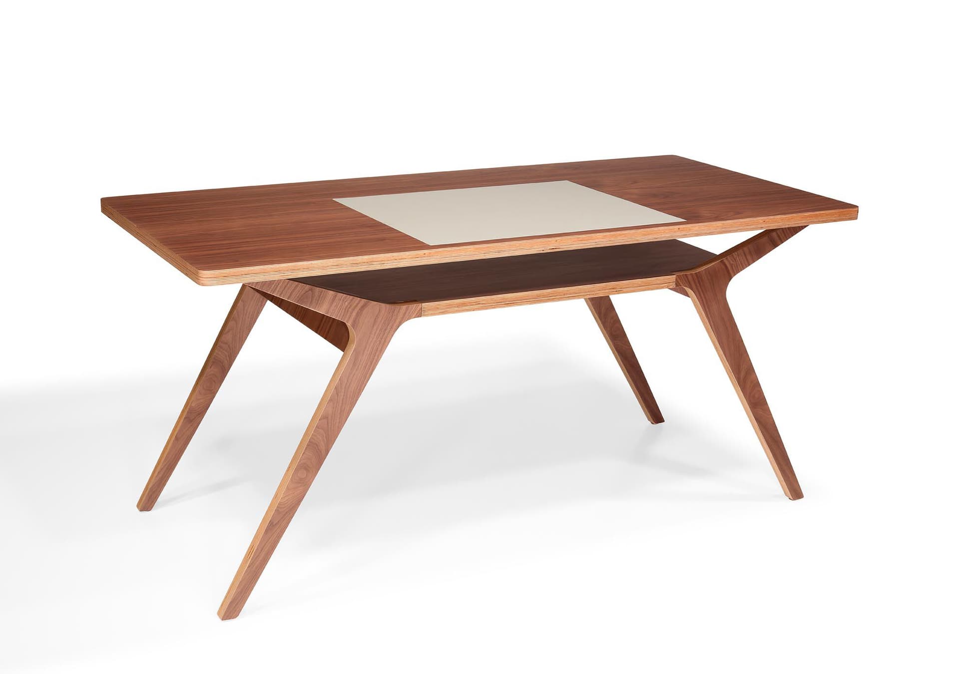 Hatt
MR. NOTE
Wooden desk — 9